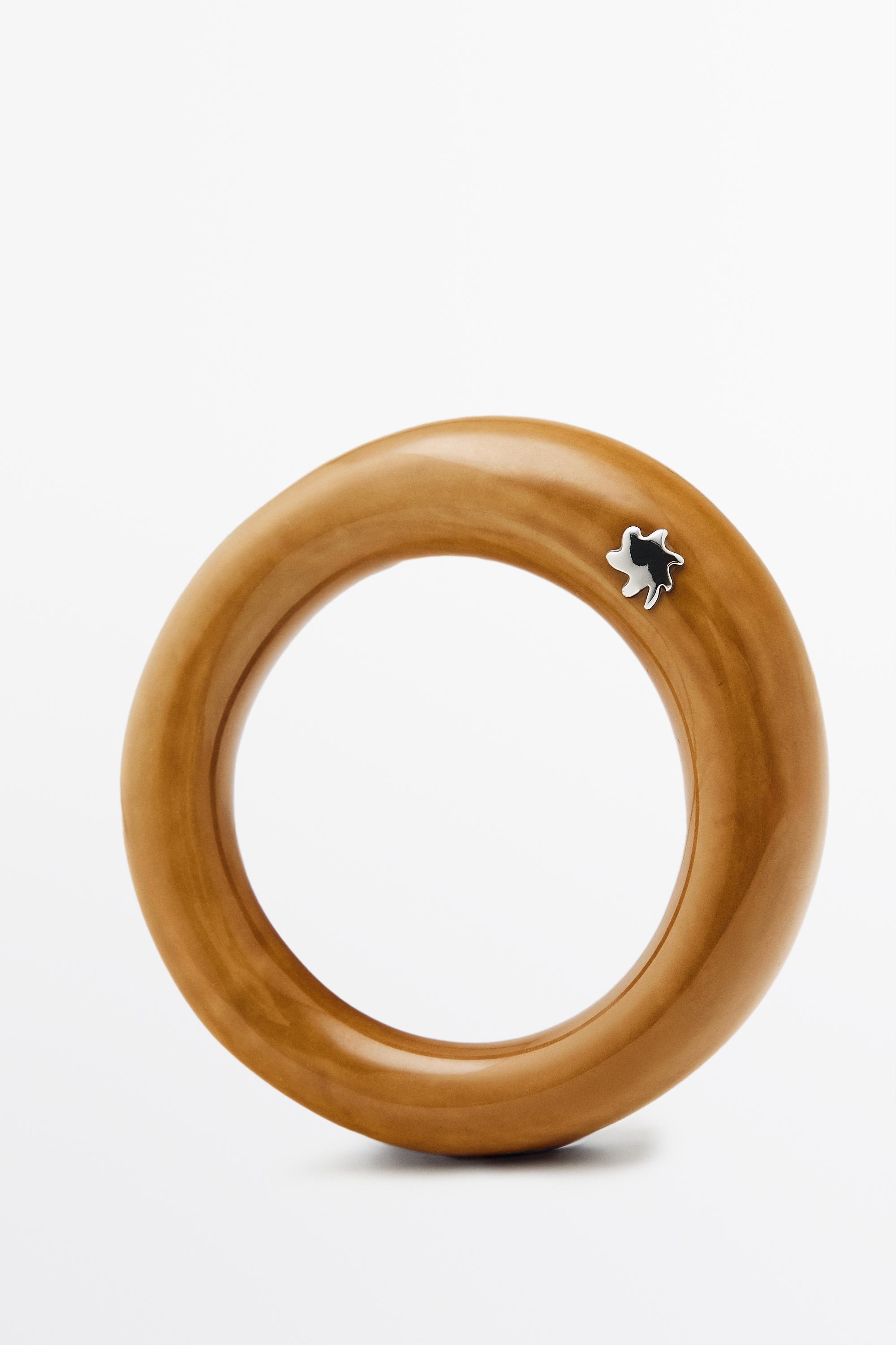 Ceramic tubular bracelet with star detail — MUSTARD YELLOW