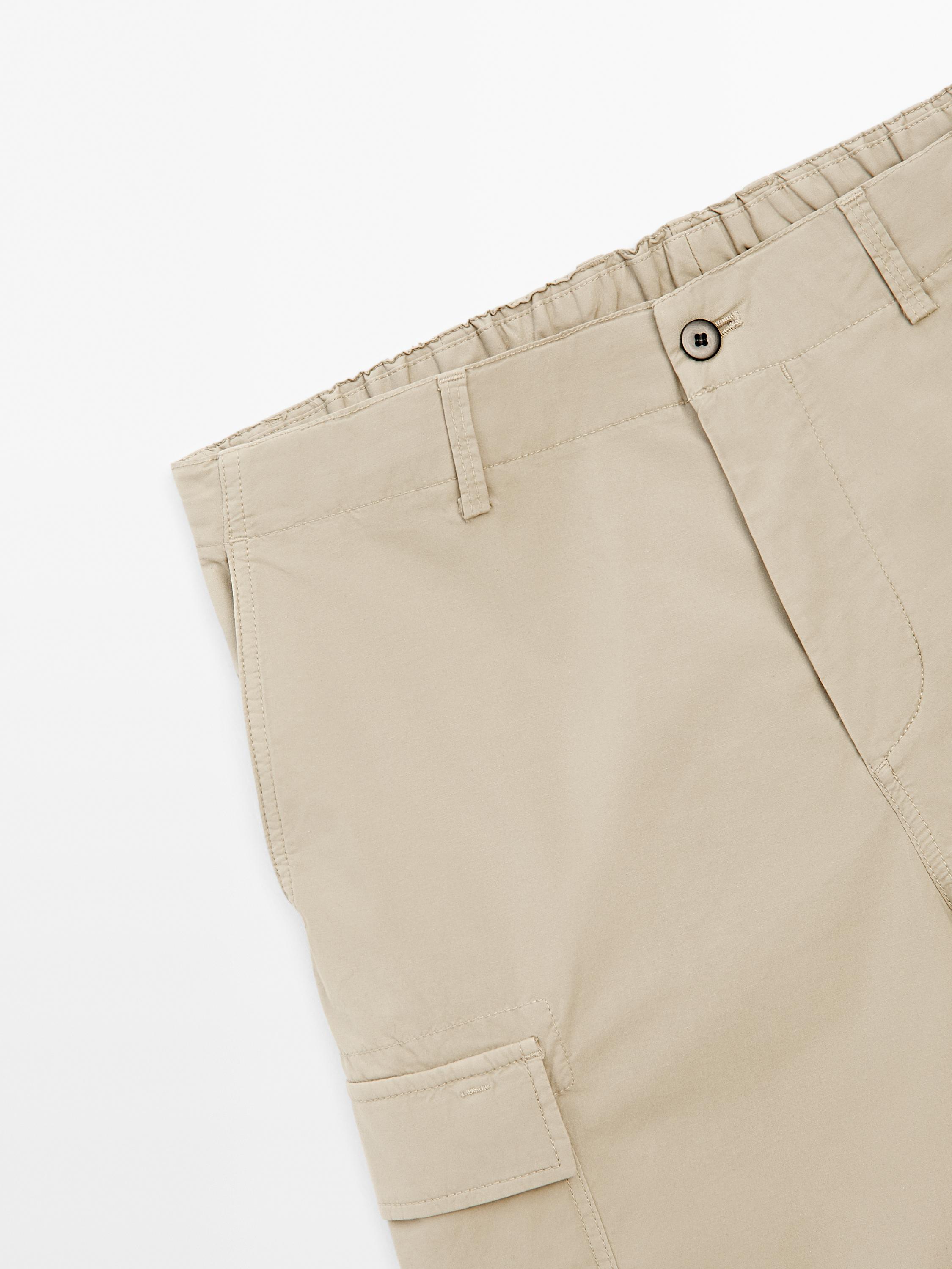 Cotton blend cargo Bermuda shorts