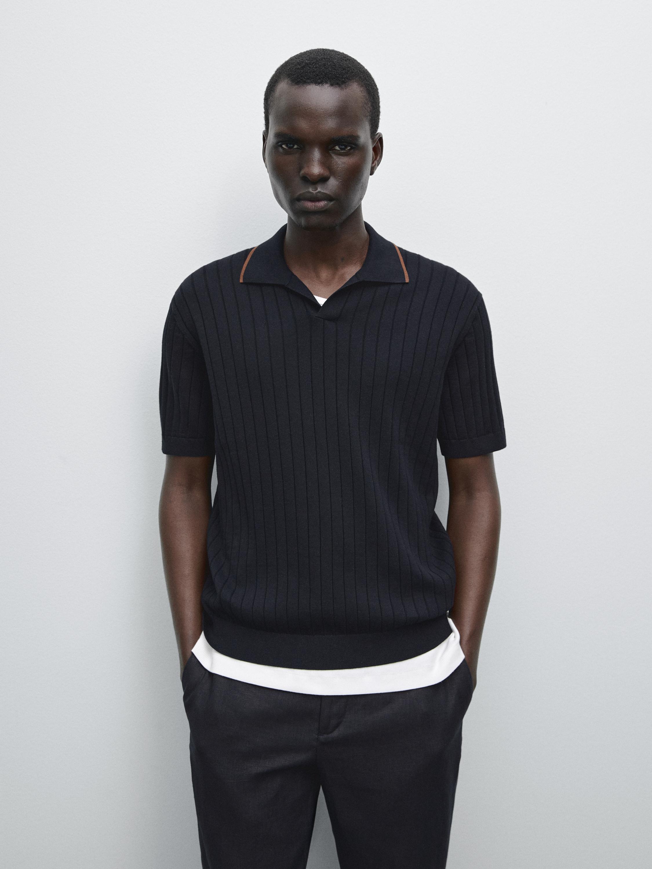 Geripptes Strick-Poloshirt