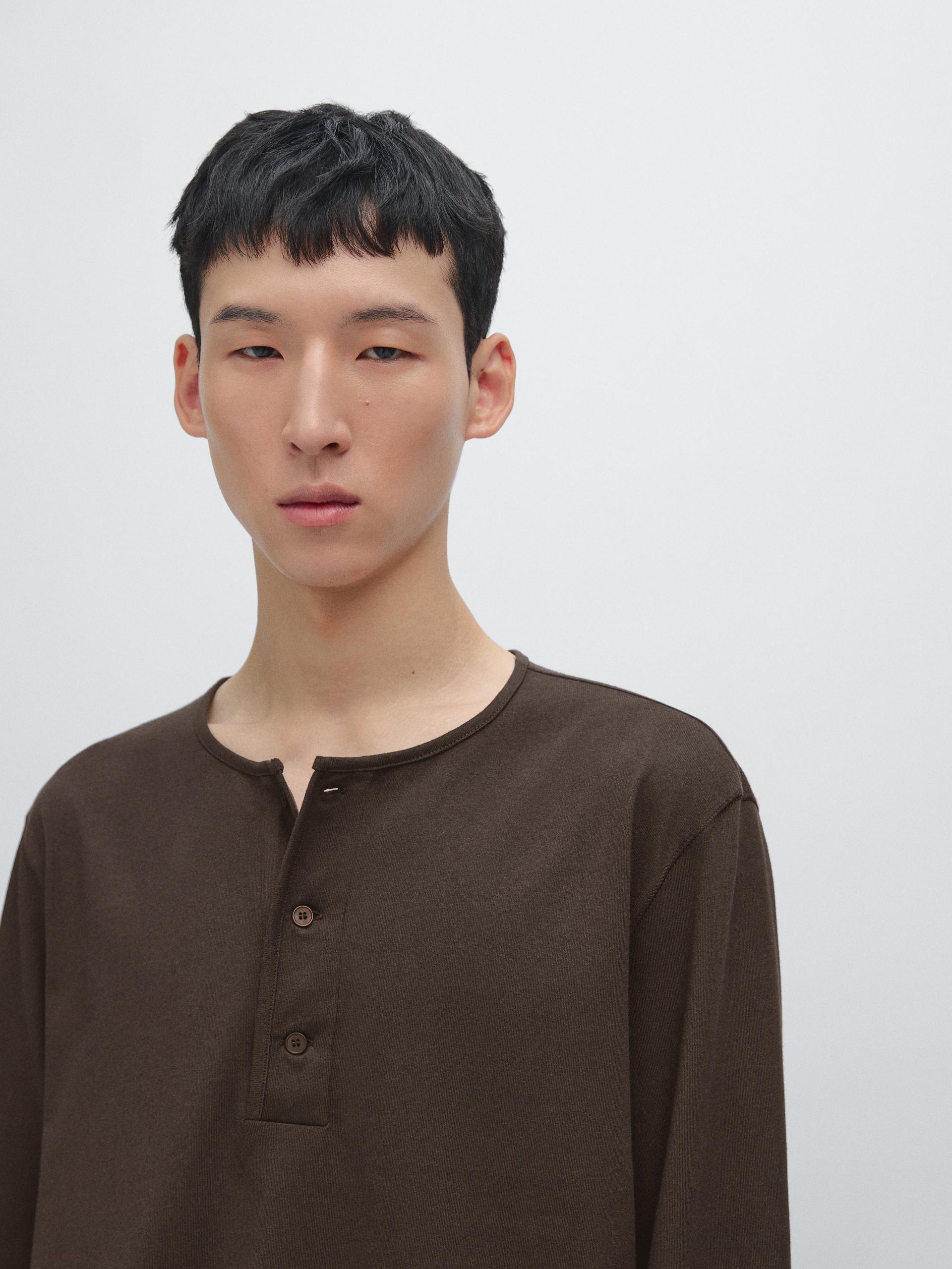 Maglietta A Maniche Lunghe Con Collo Abbottonato - Cioccolato - L - Massimo Dutti - Maschile