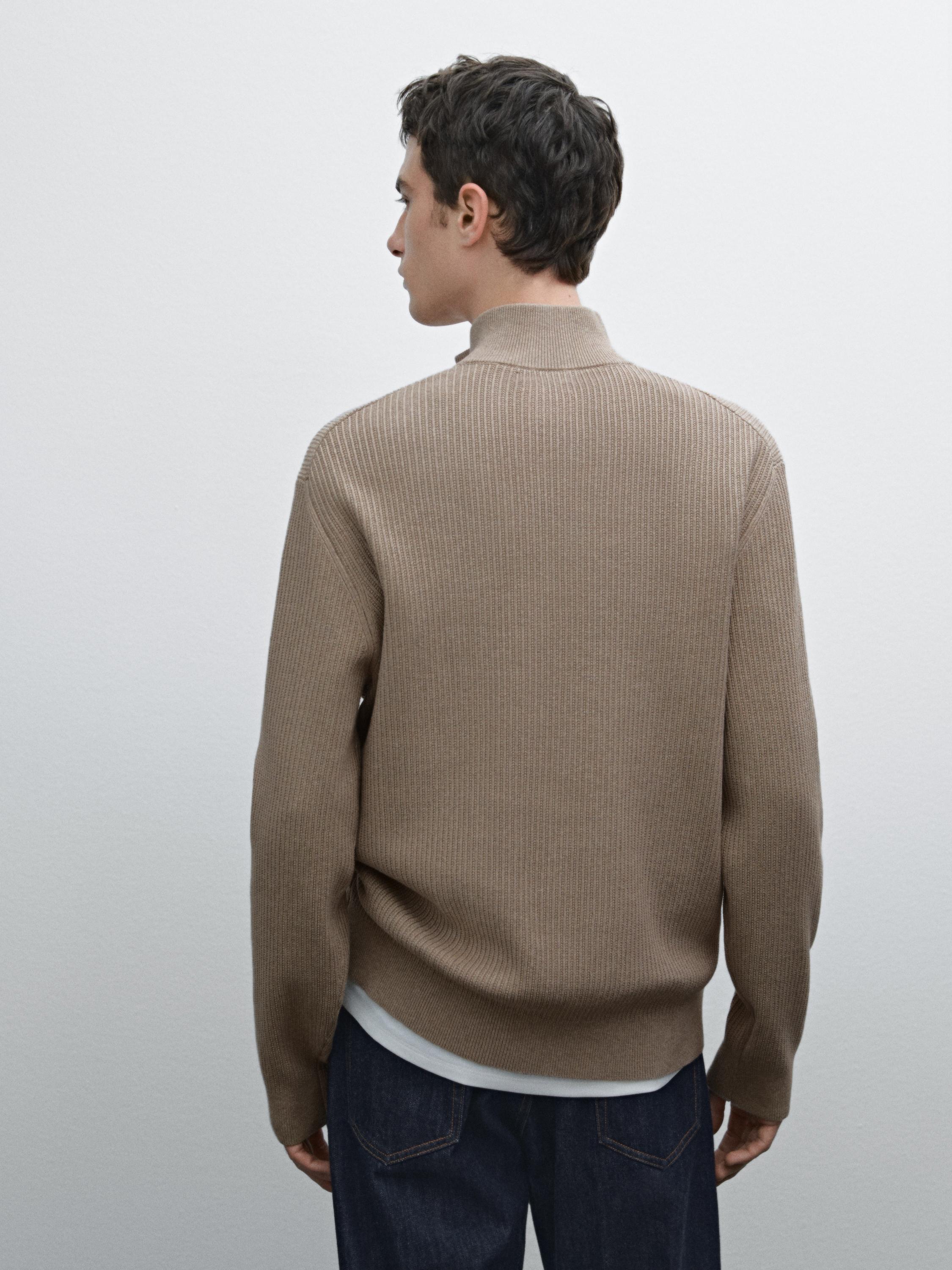 Mock neck knit sweater with zip