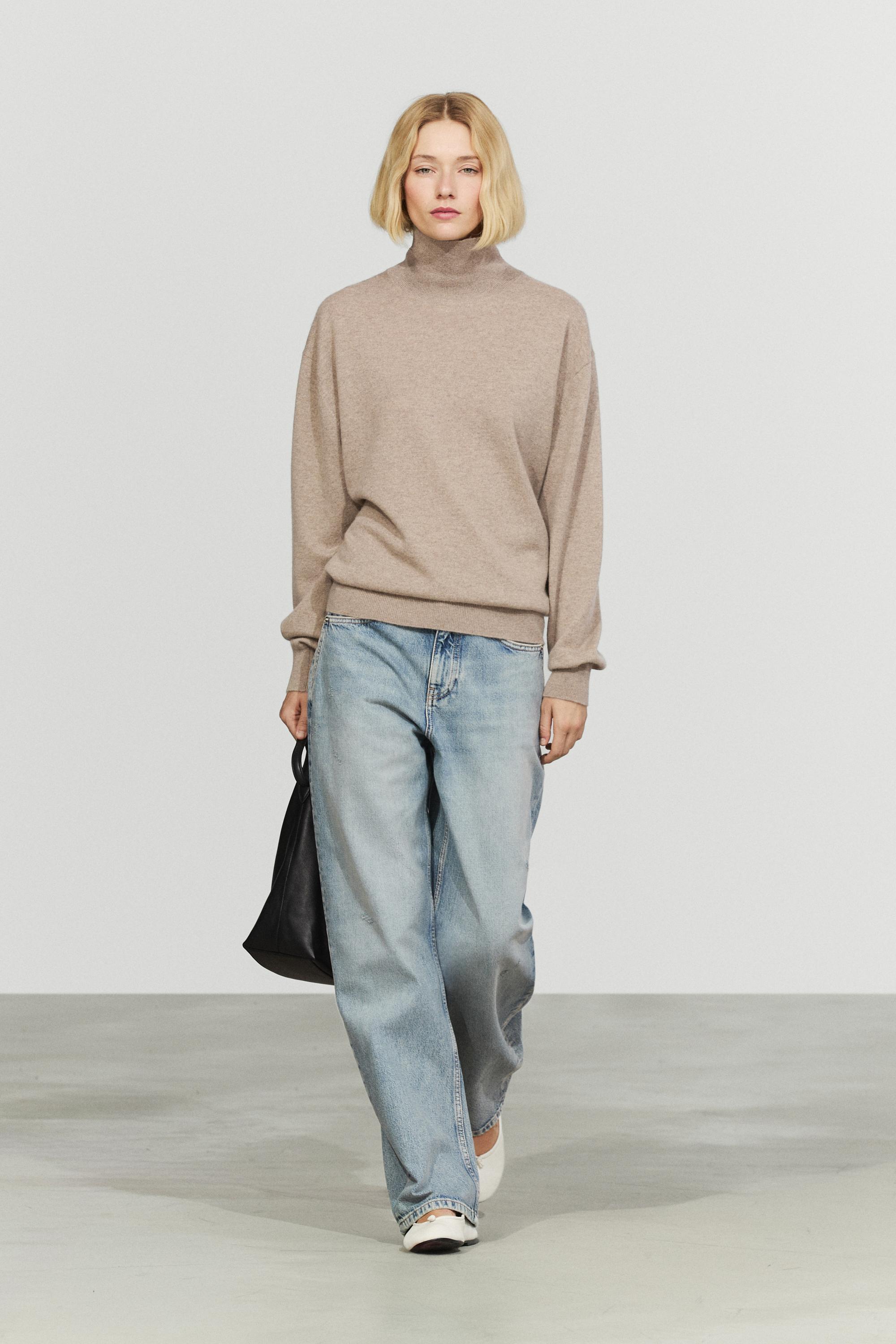 100% cashmere high neck knit sweater