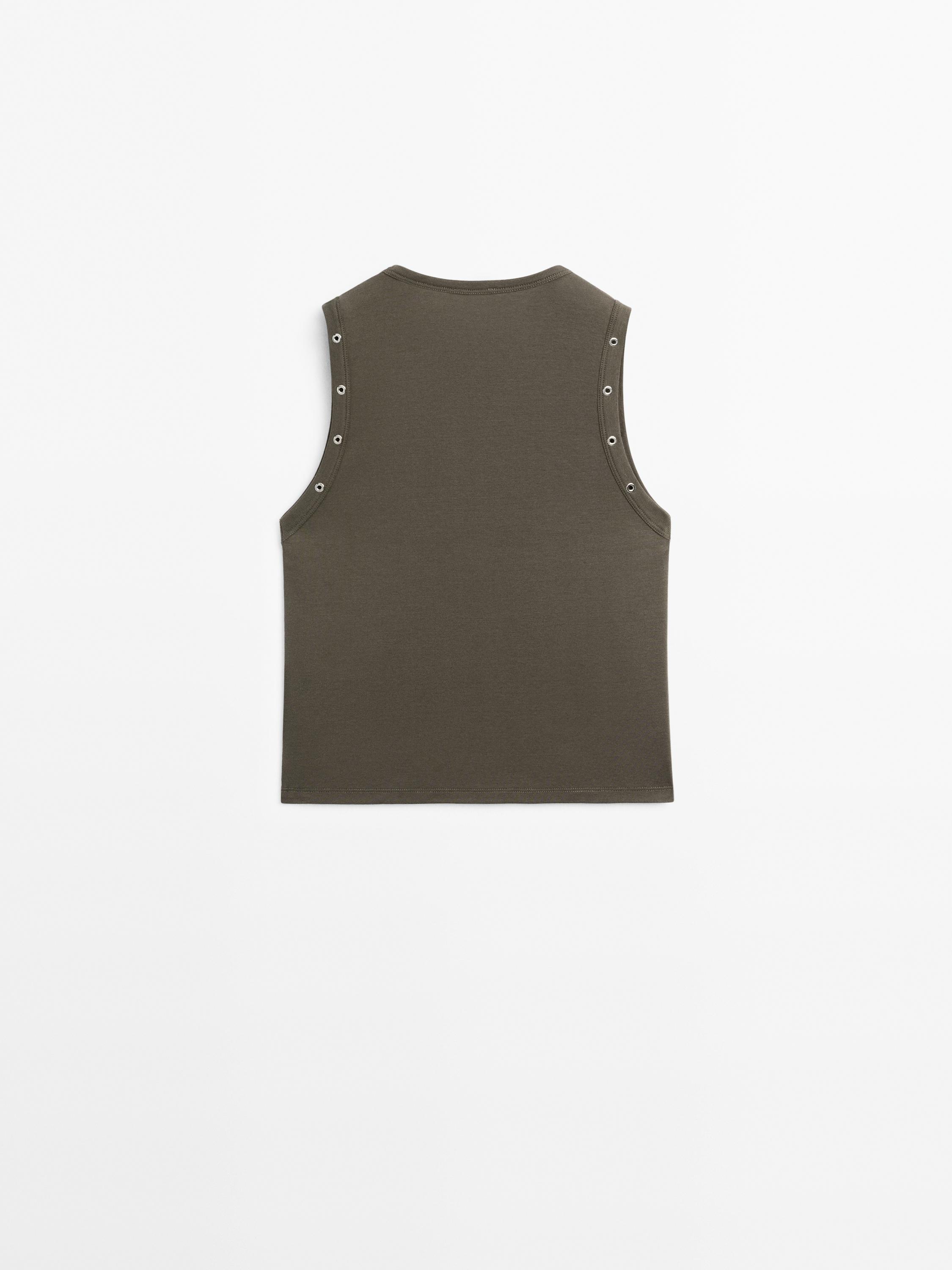 Cropped T-shirt with eyelets