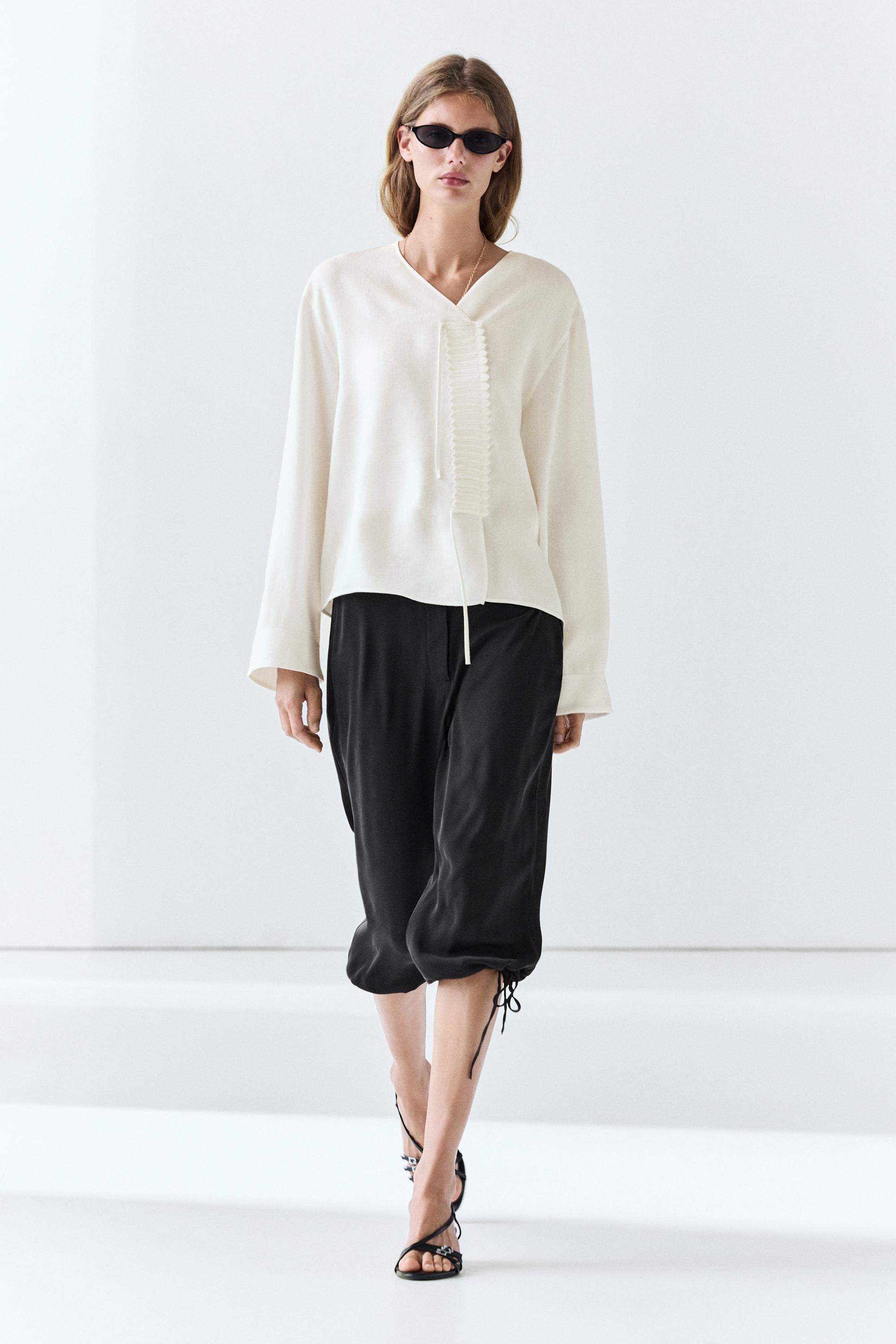 Silk blend tie-hem capri pants — BLACK
