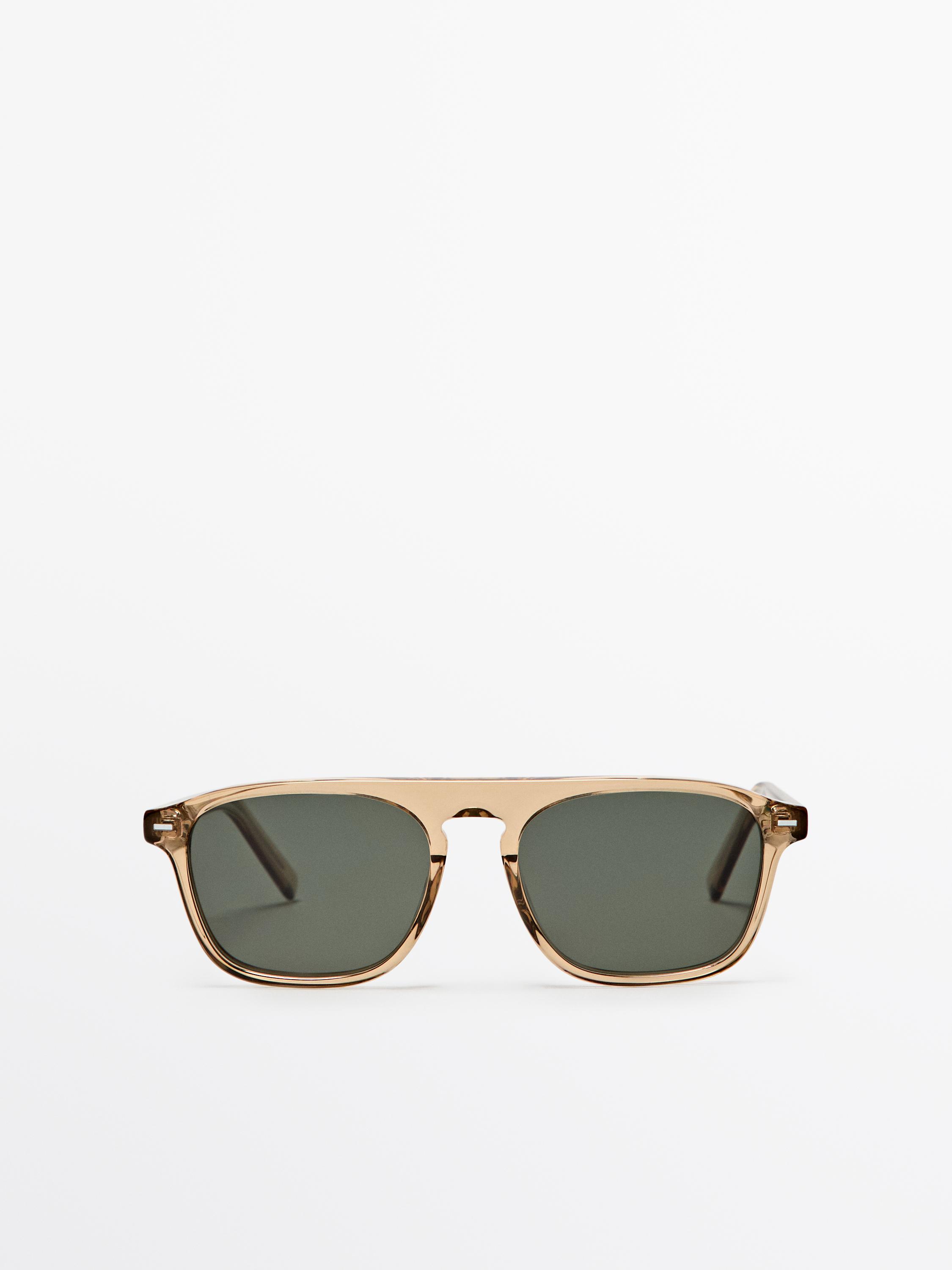 D-frame sunglasses