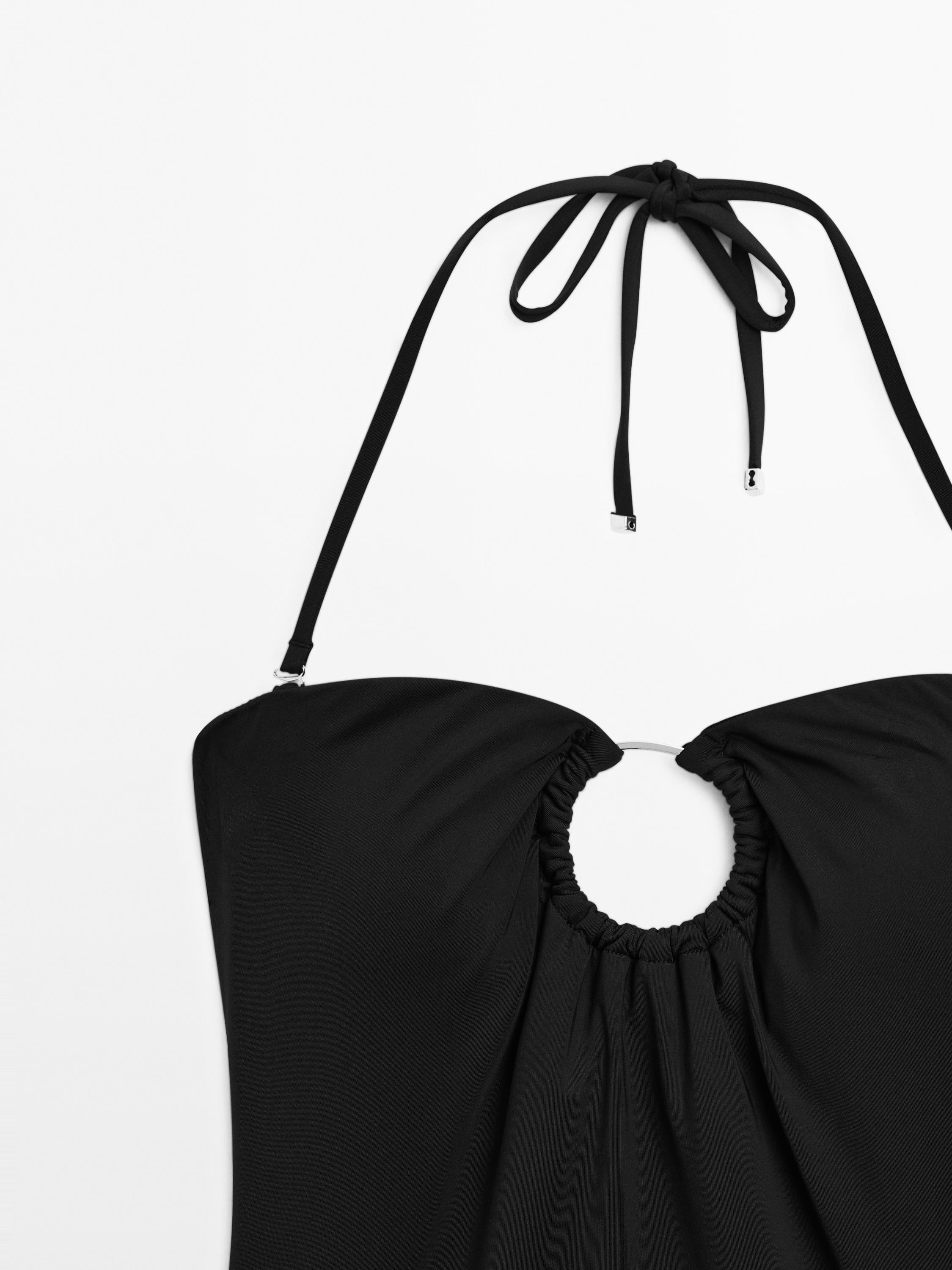 Bañador bandeau detalle pieza metálica