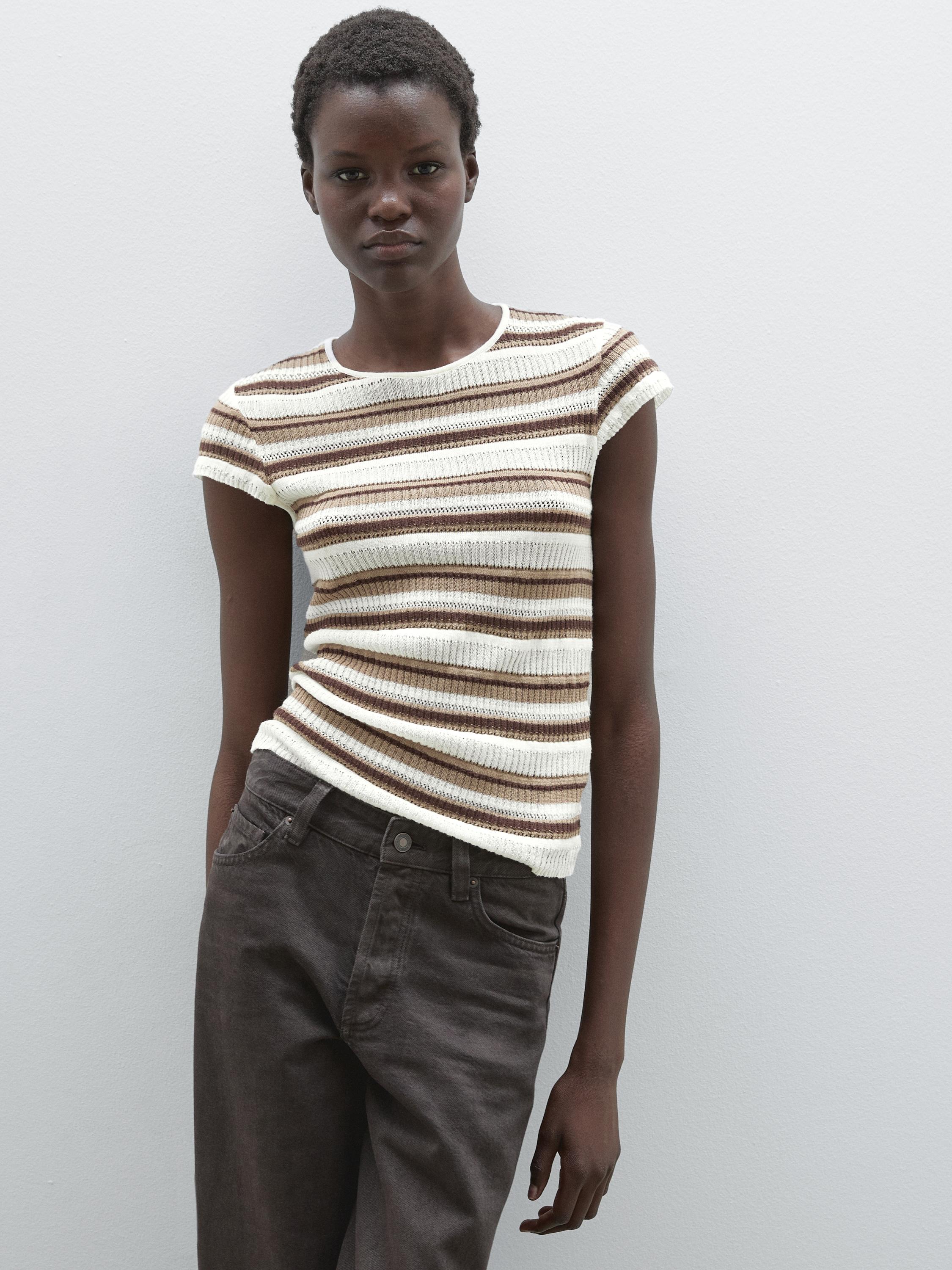Camiseta punto calado rayas
