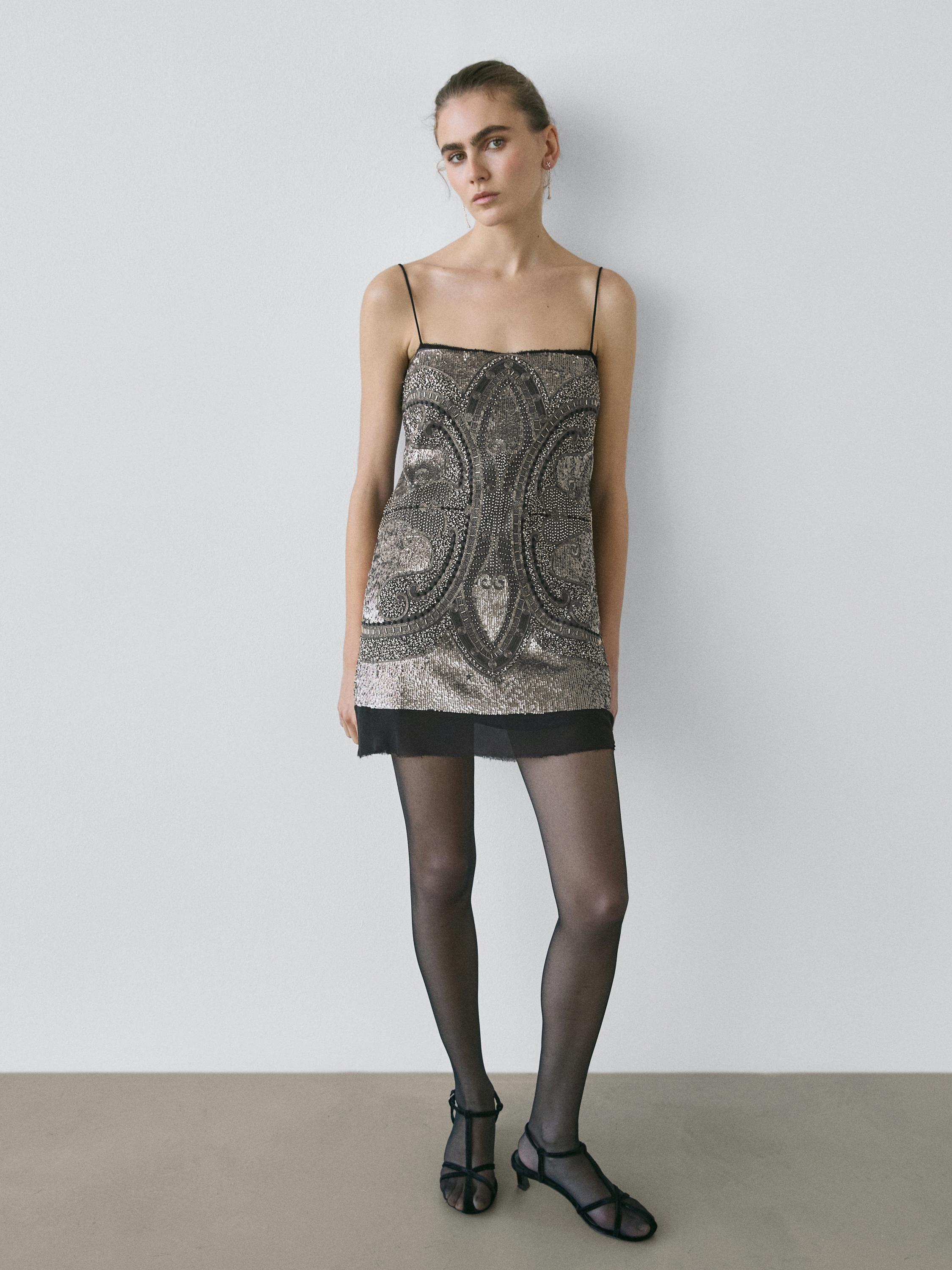 Robe courte à broderies fantaisie - STUDIO