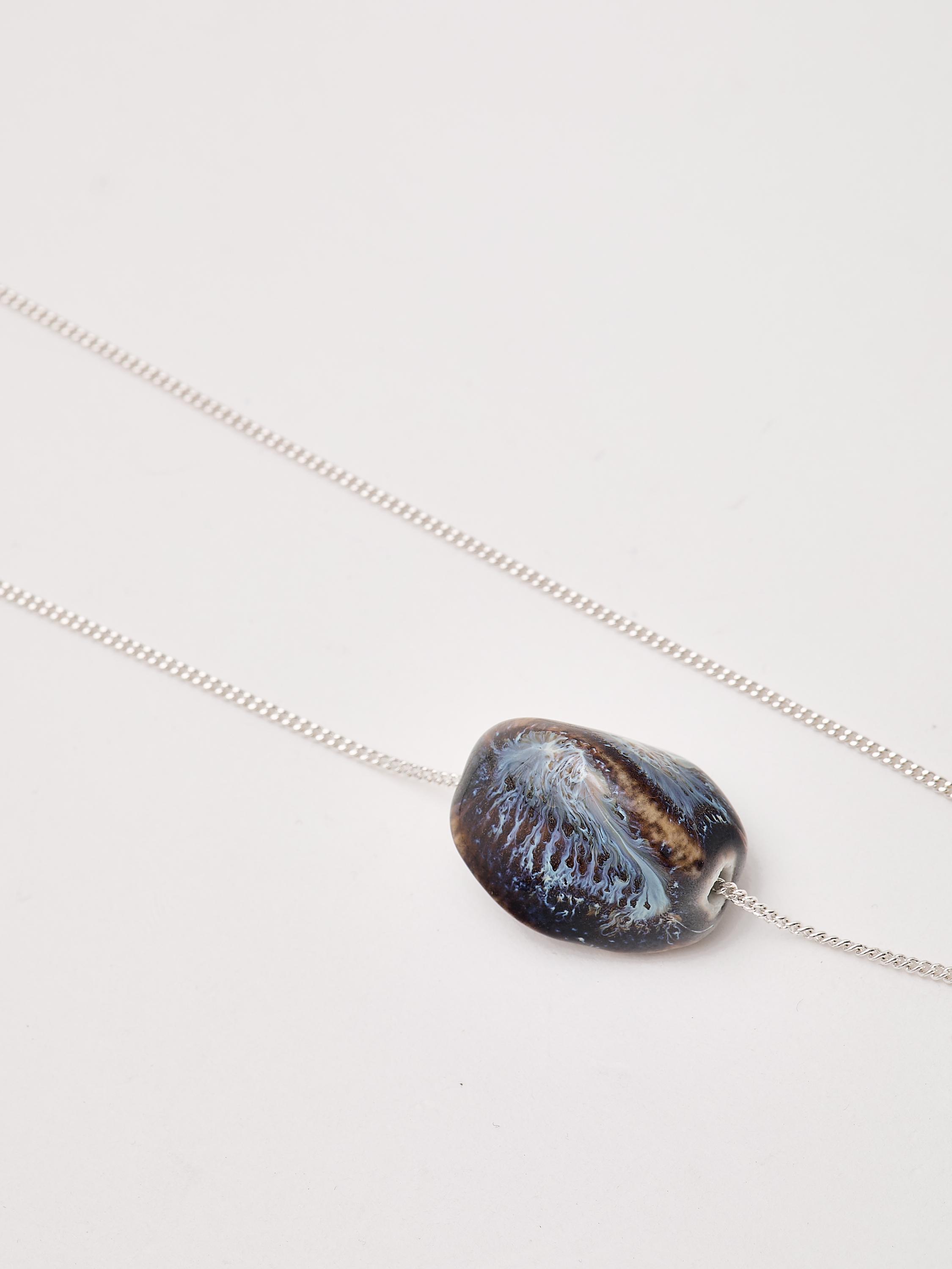 Necklace with ceramic pendant