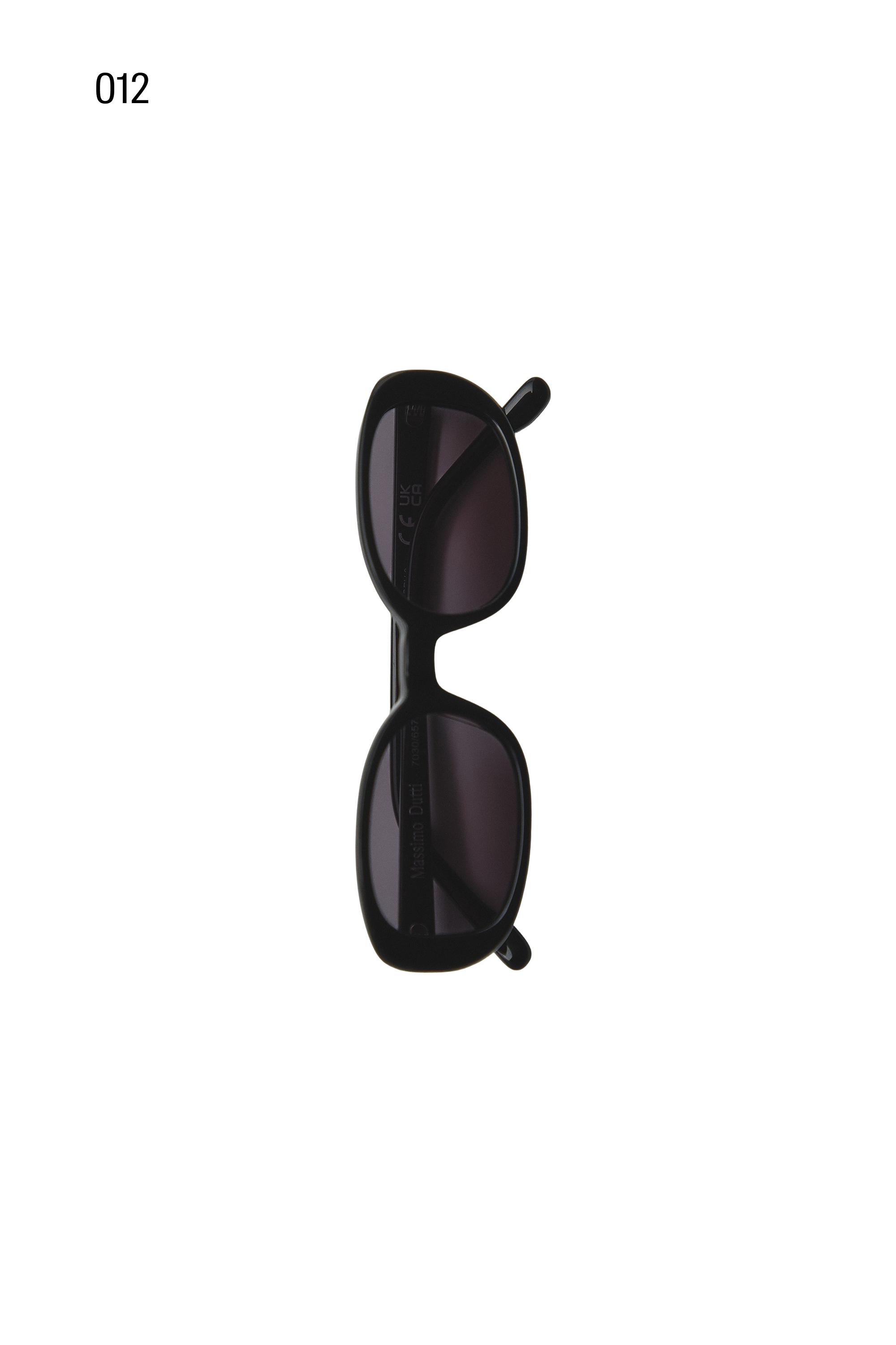 90s-style rounded sunglasses — BLACK