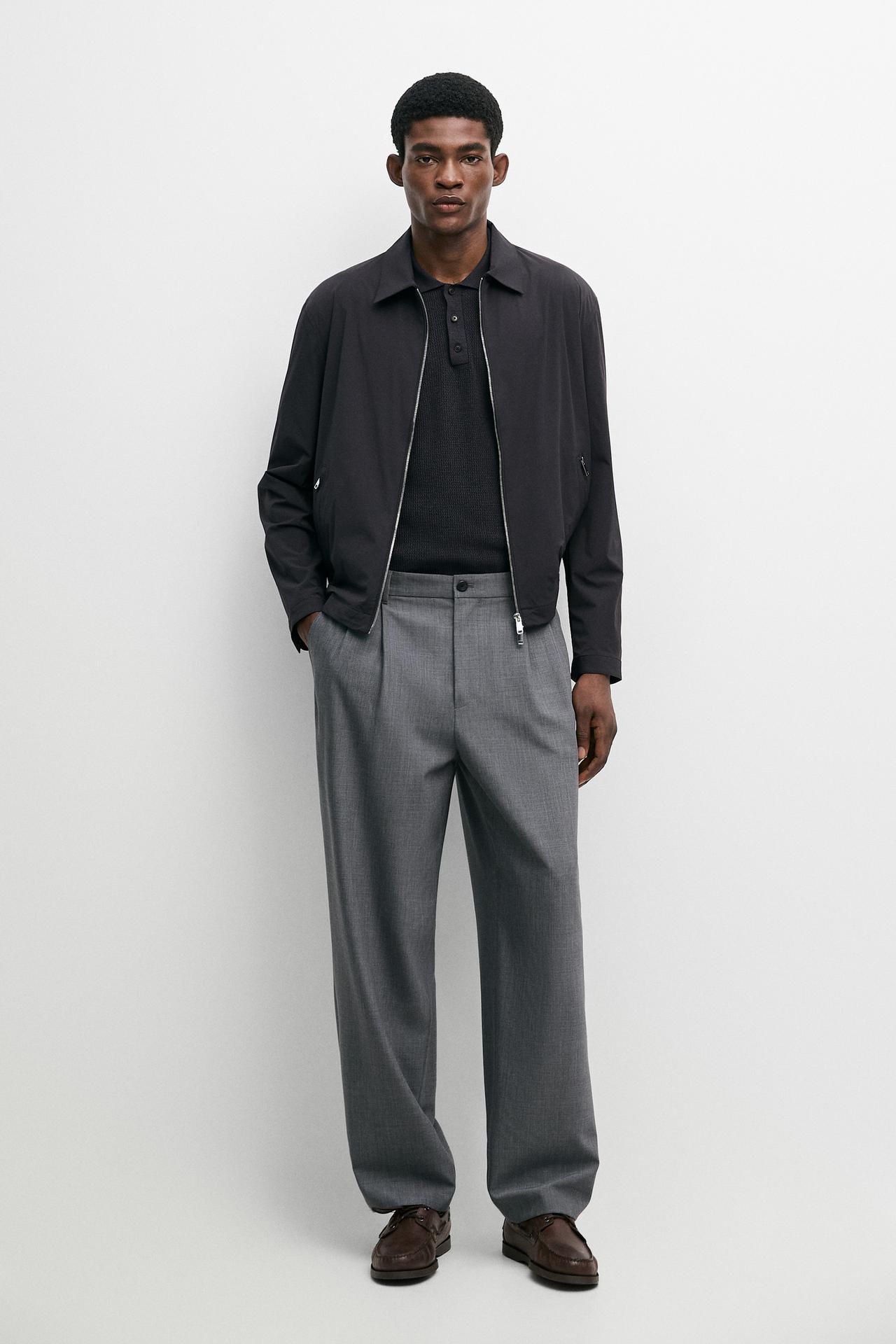 Lightweight short jacket — NAVY BLUE