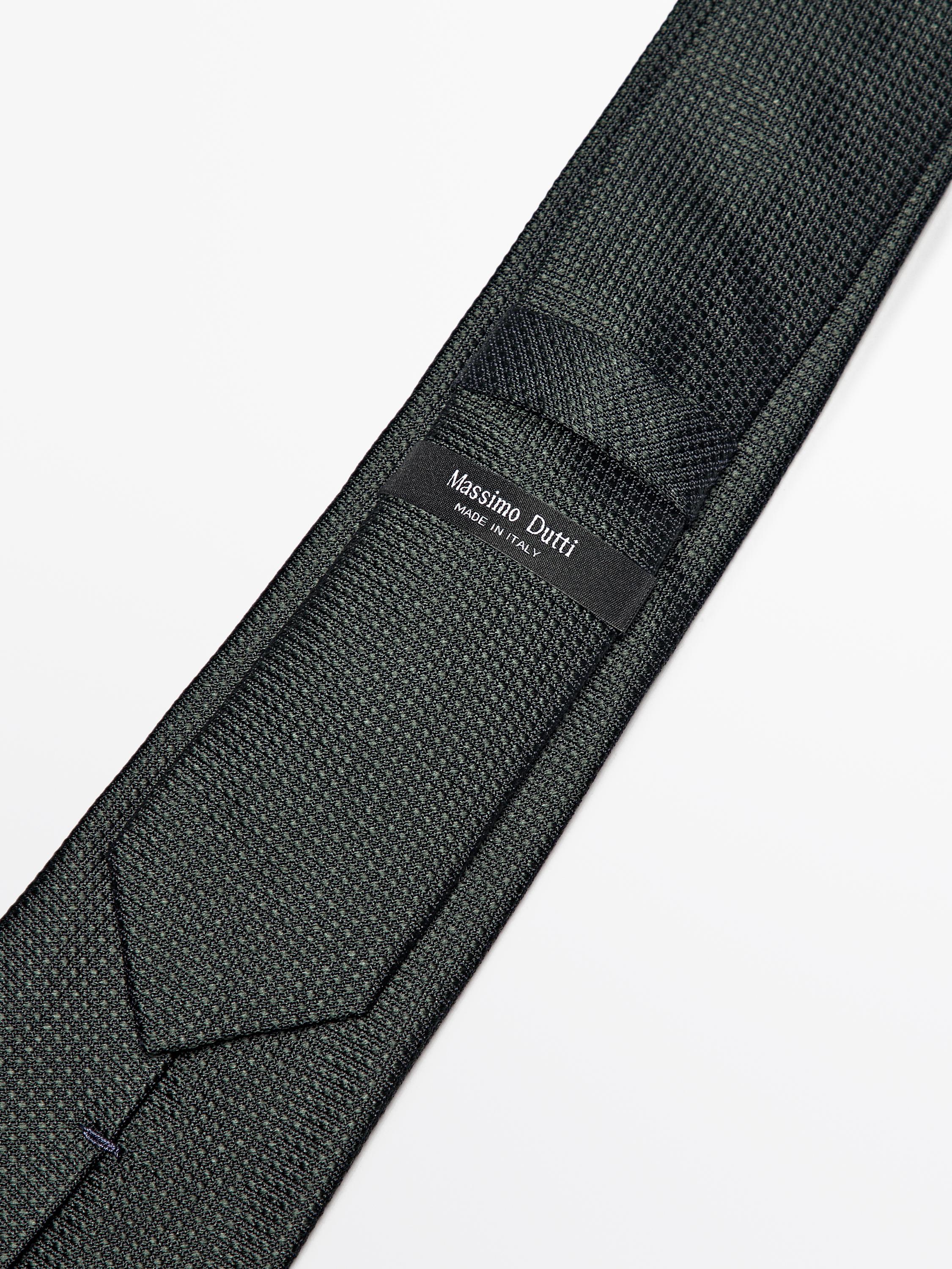 Cravate 100 % soie de mûrier