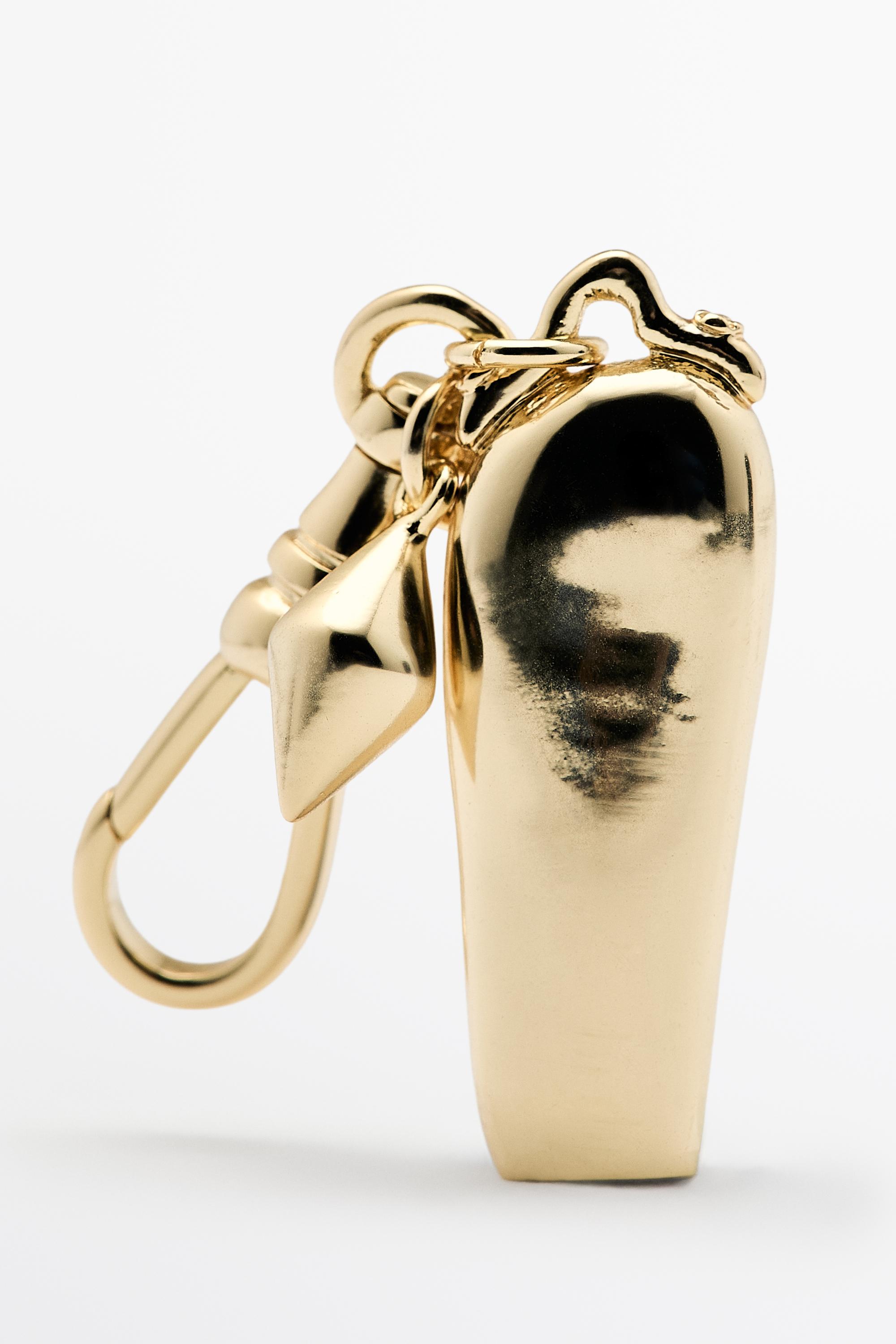 Elongated charm pendant — GOLDEN