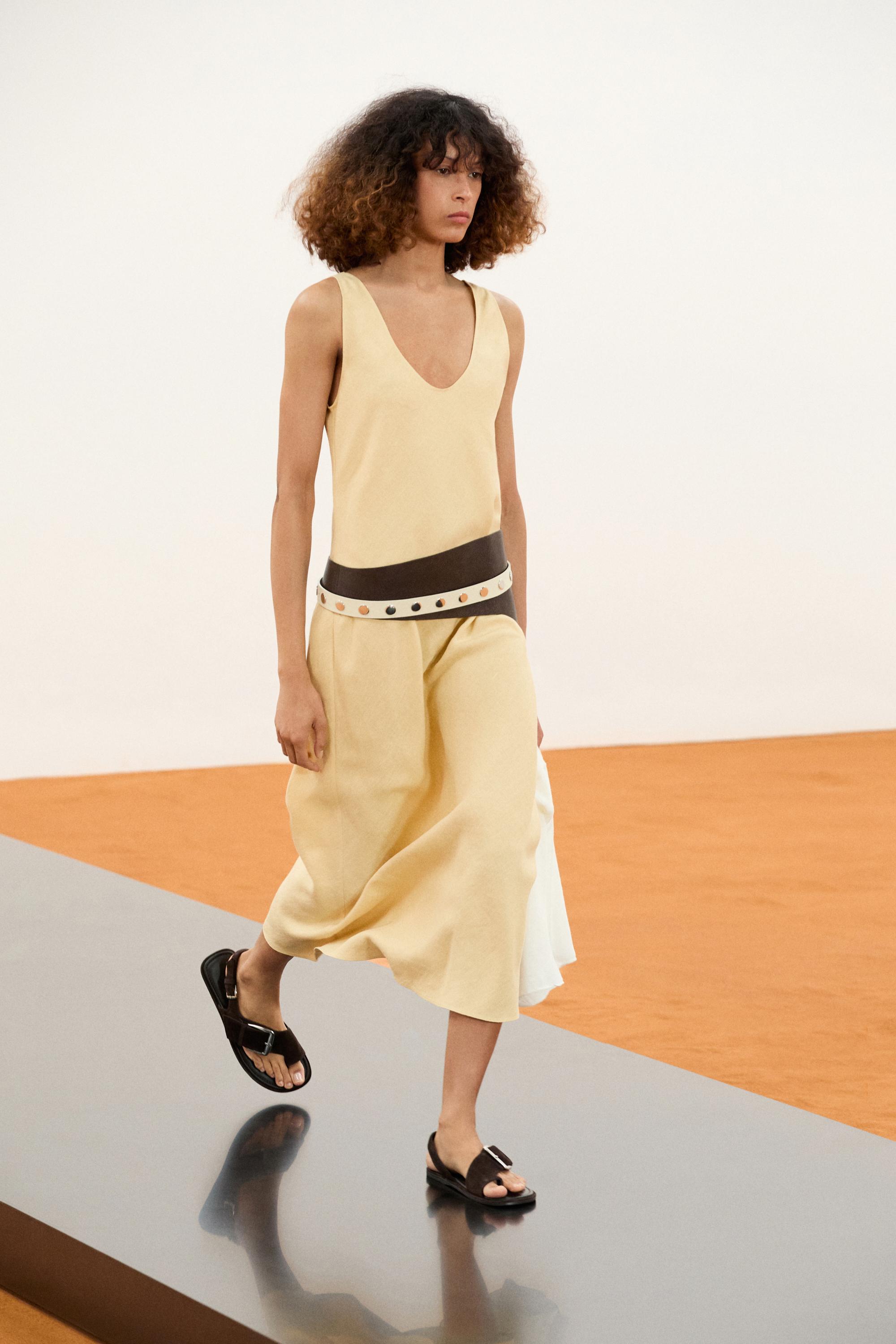 100% linen strappy midi dress — YELLOW