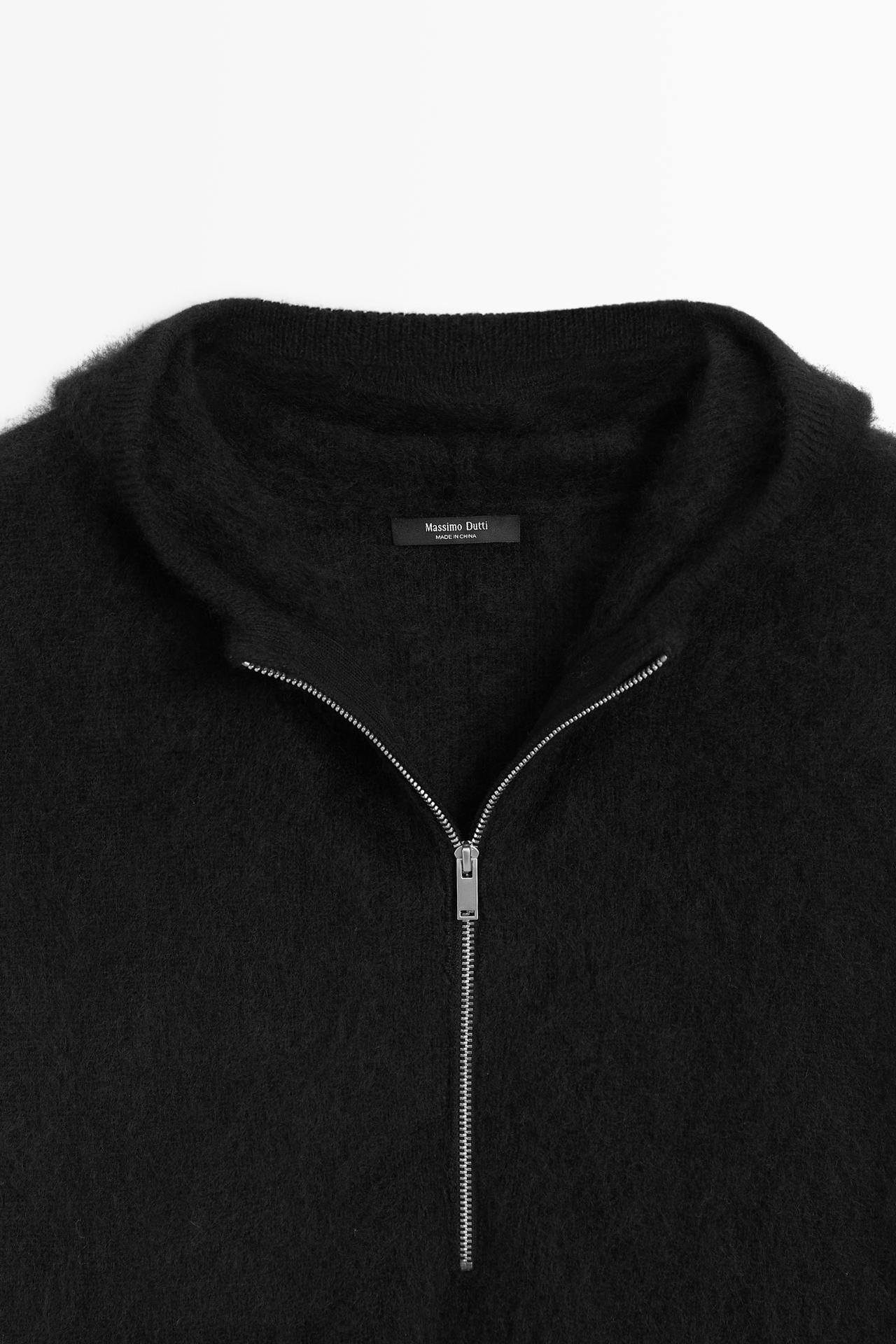 100% cashmere hooded knit vest — BLACK