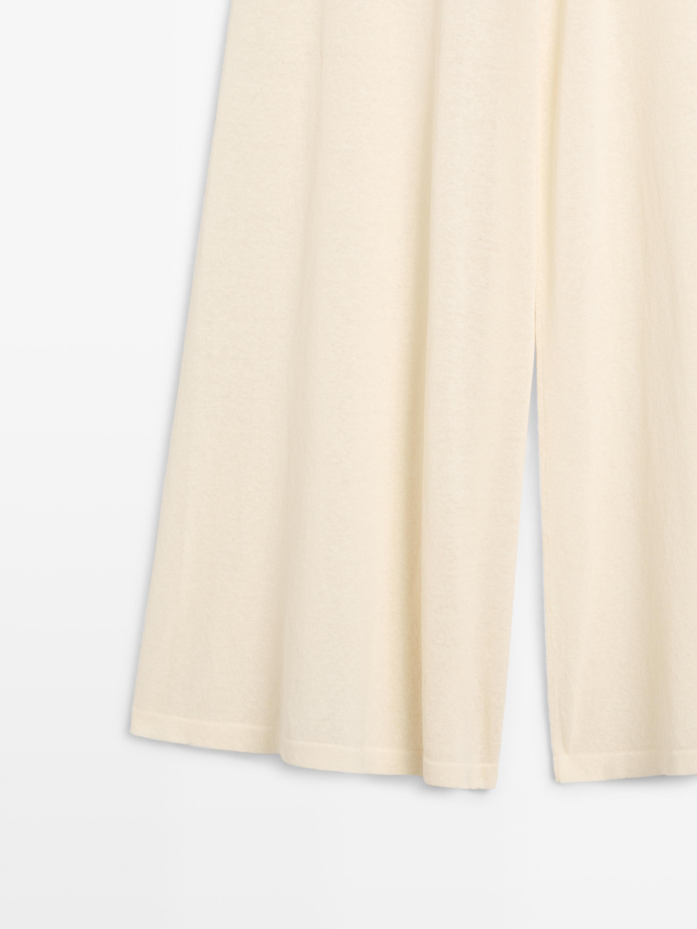 Total look wide-leg flowing trousers — Vanilla
