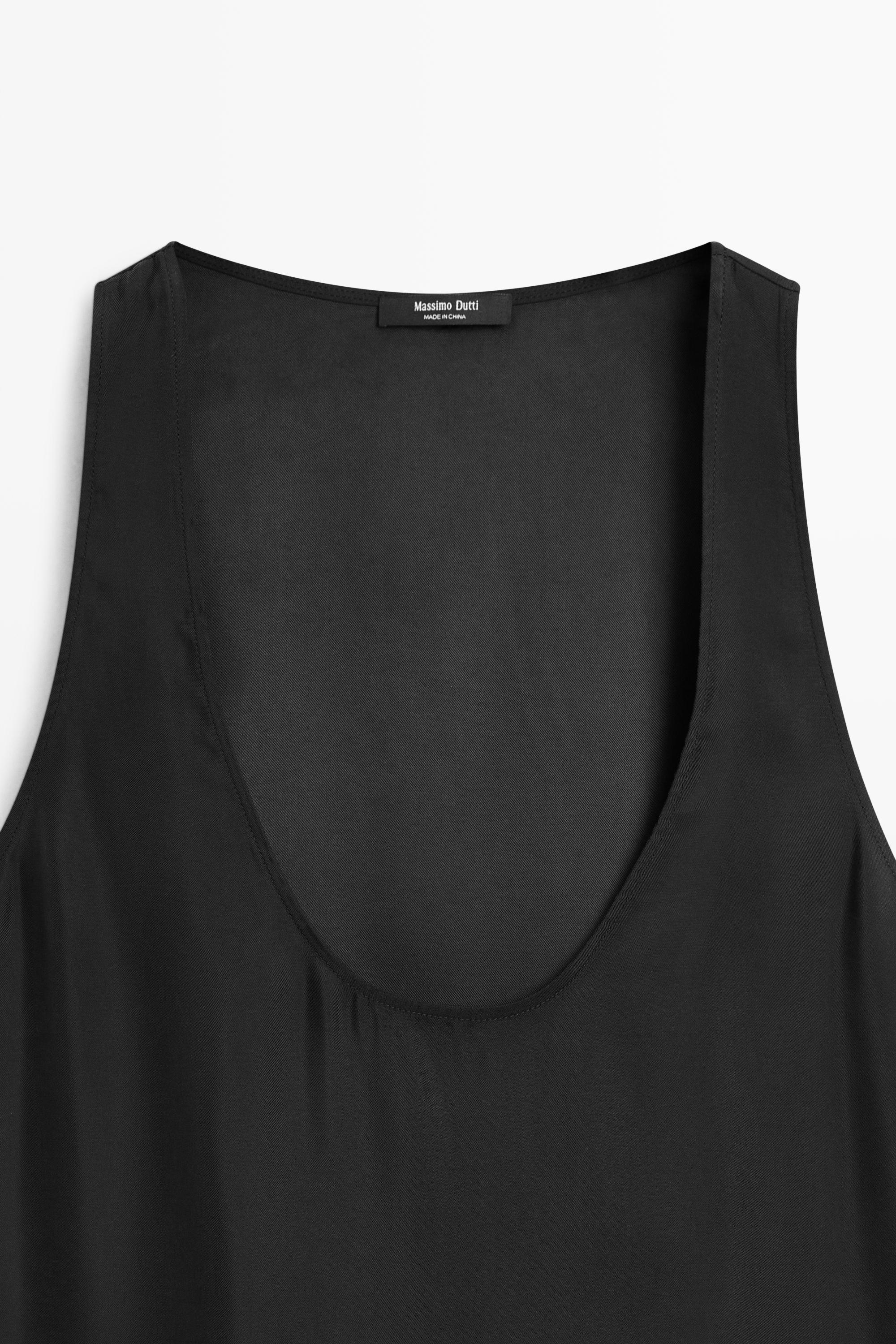 Flowing midi dress with round neckline — BLACK