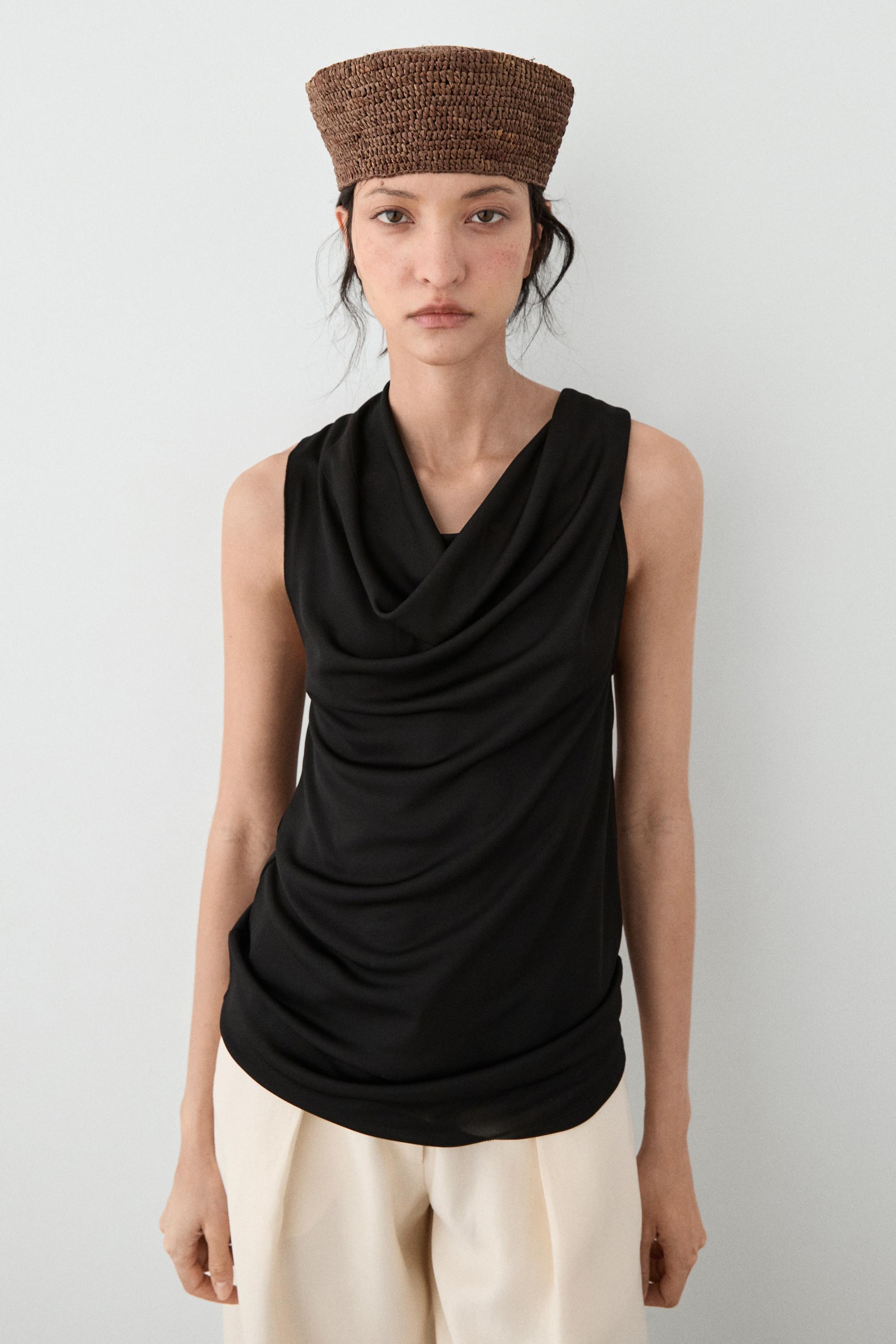 Flowing top with knot detail — BLACK
