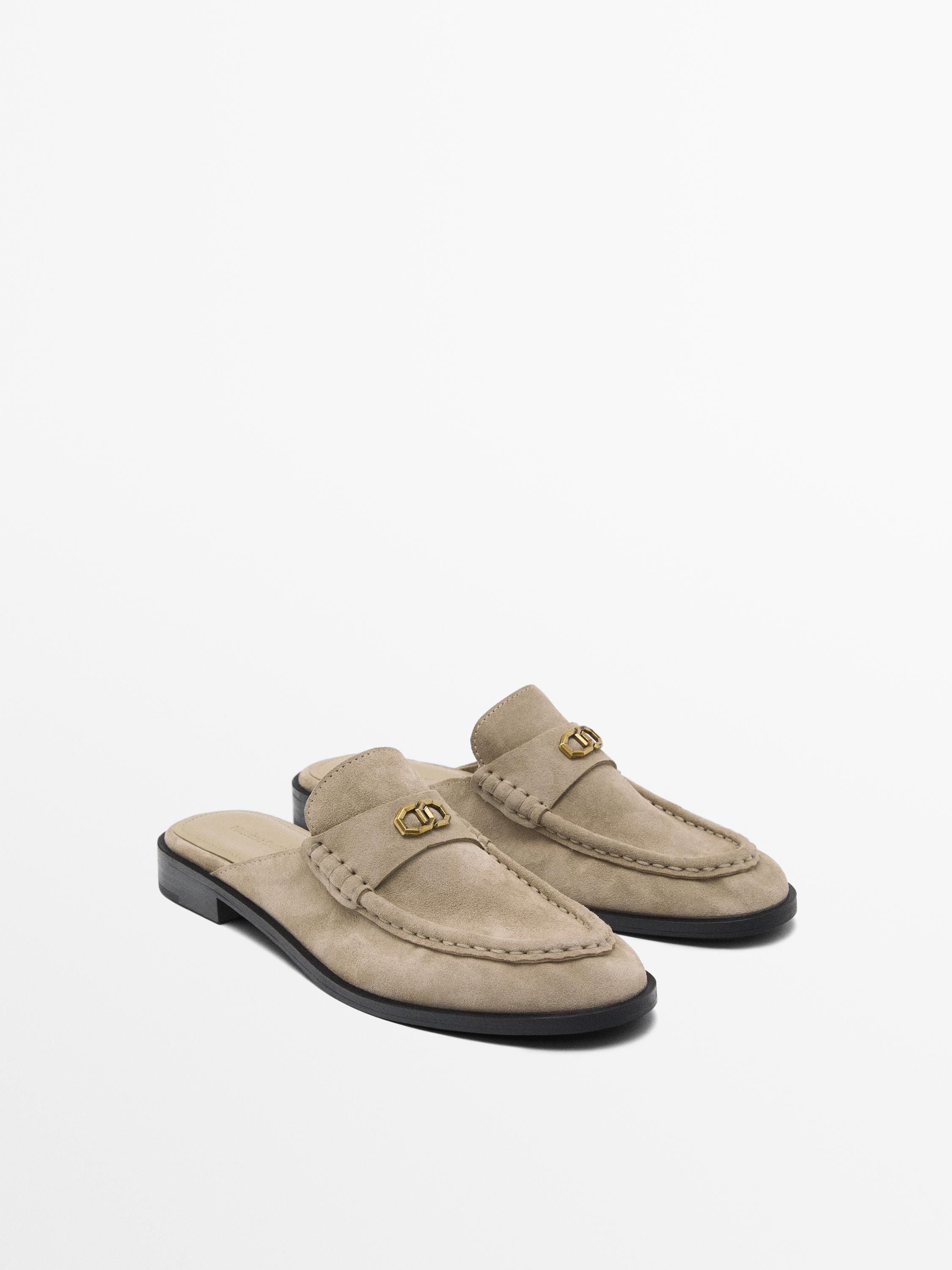 Mules avec élément métallique