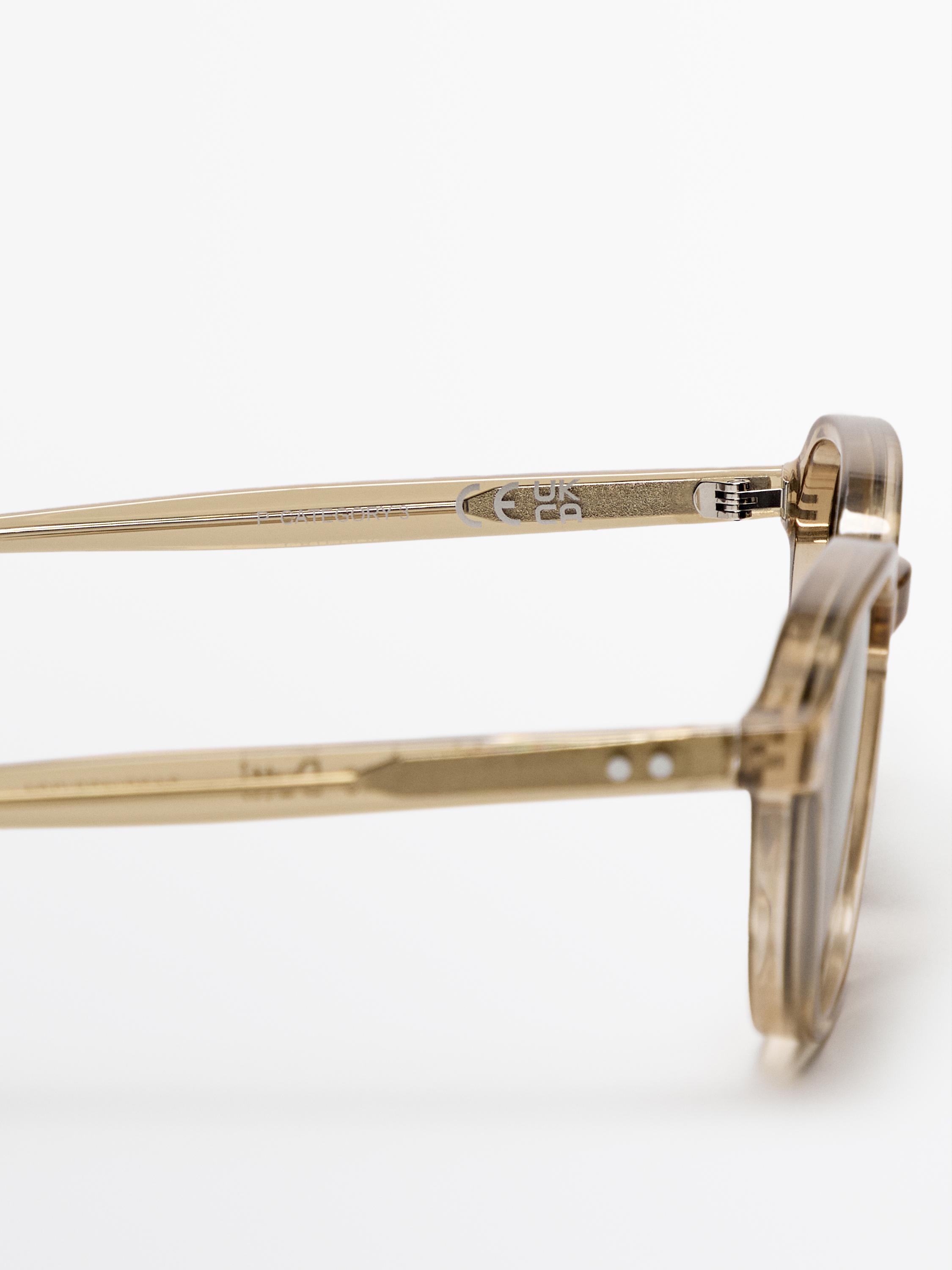 Round resin sunglasses