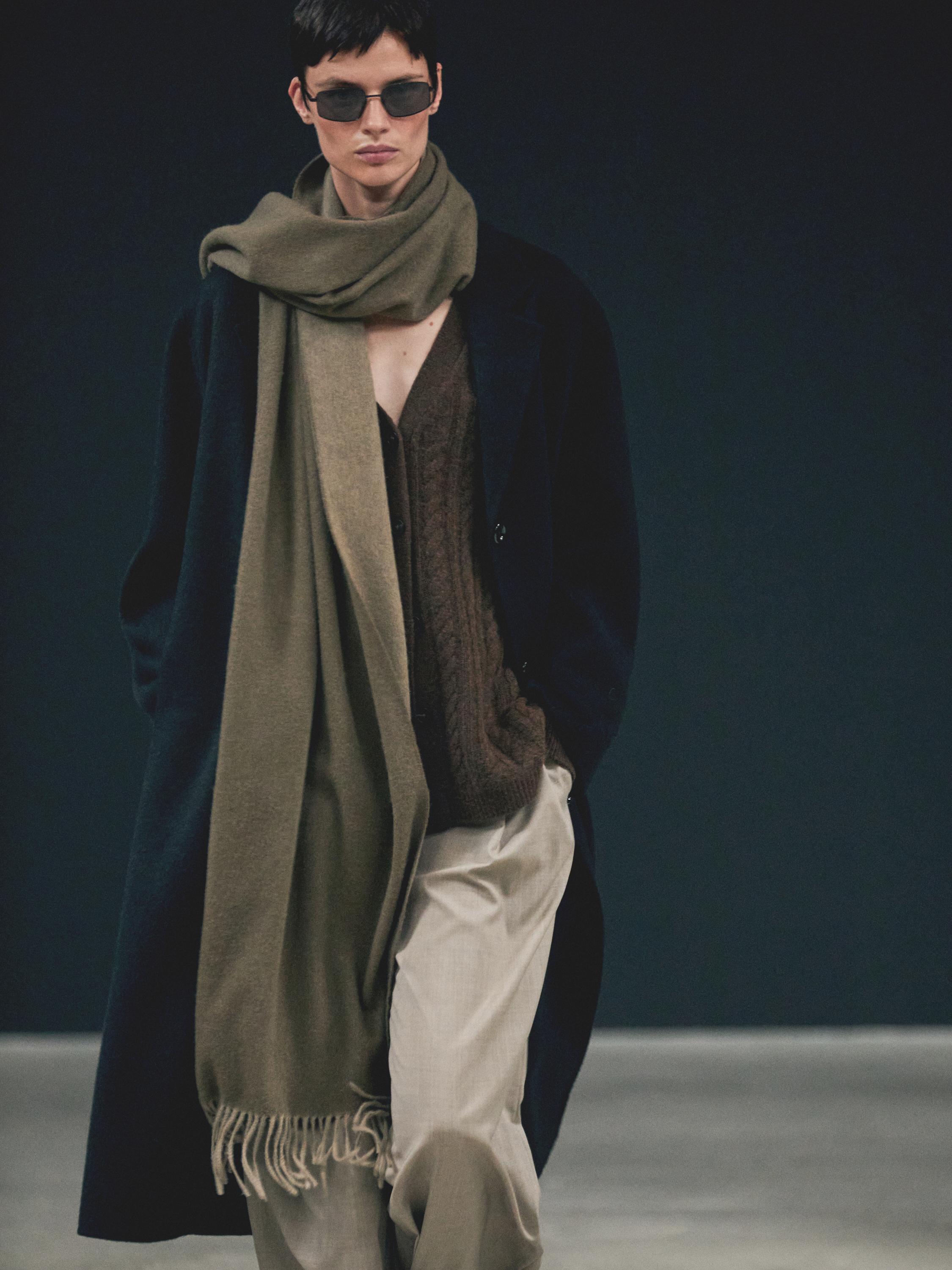 100% wool double-faced scarf