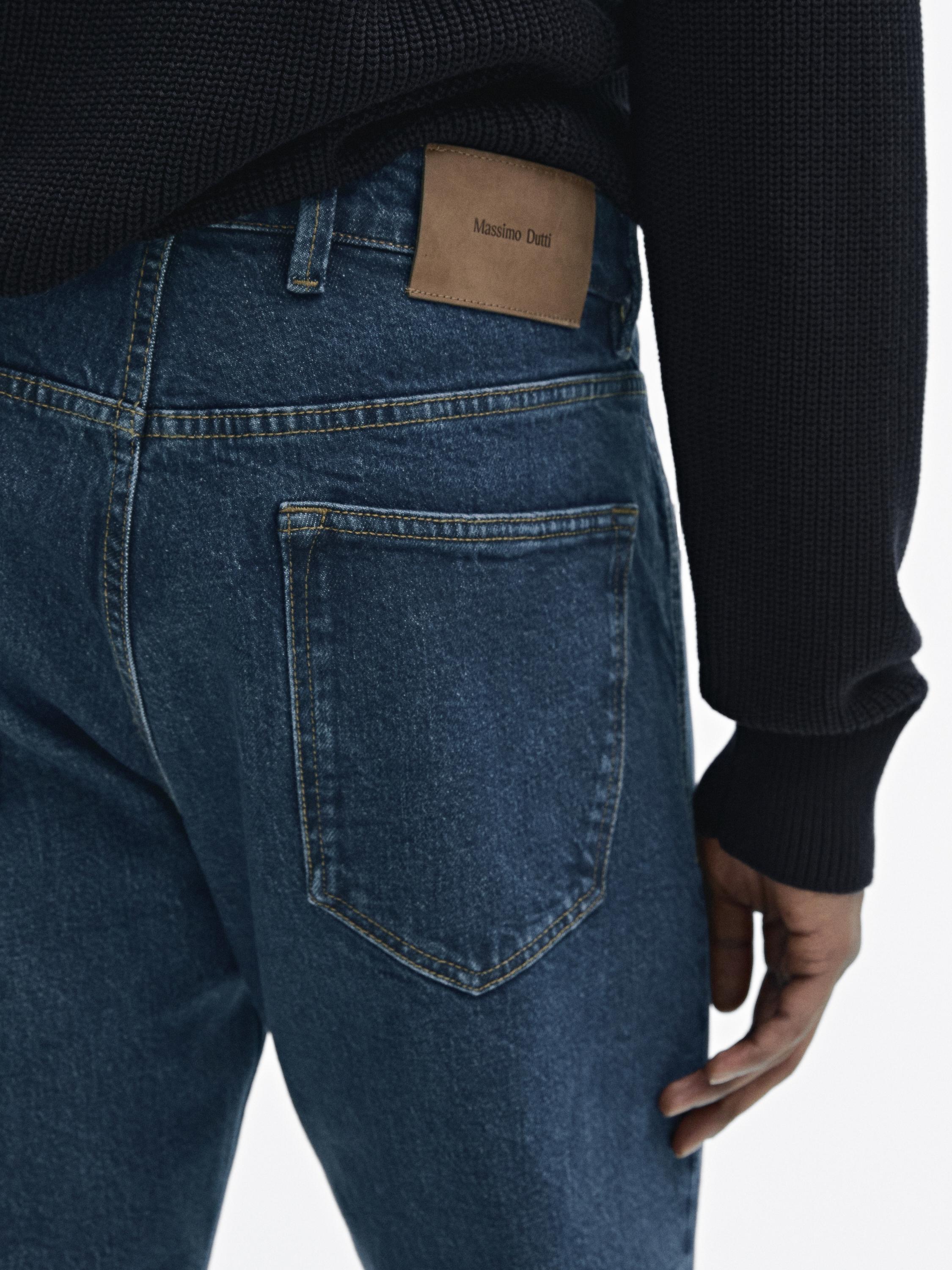 Slim fit jeans