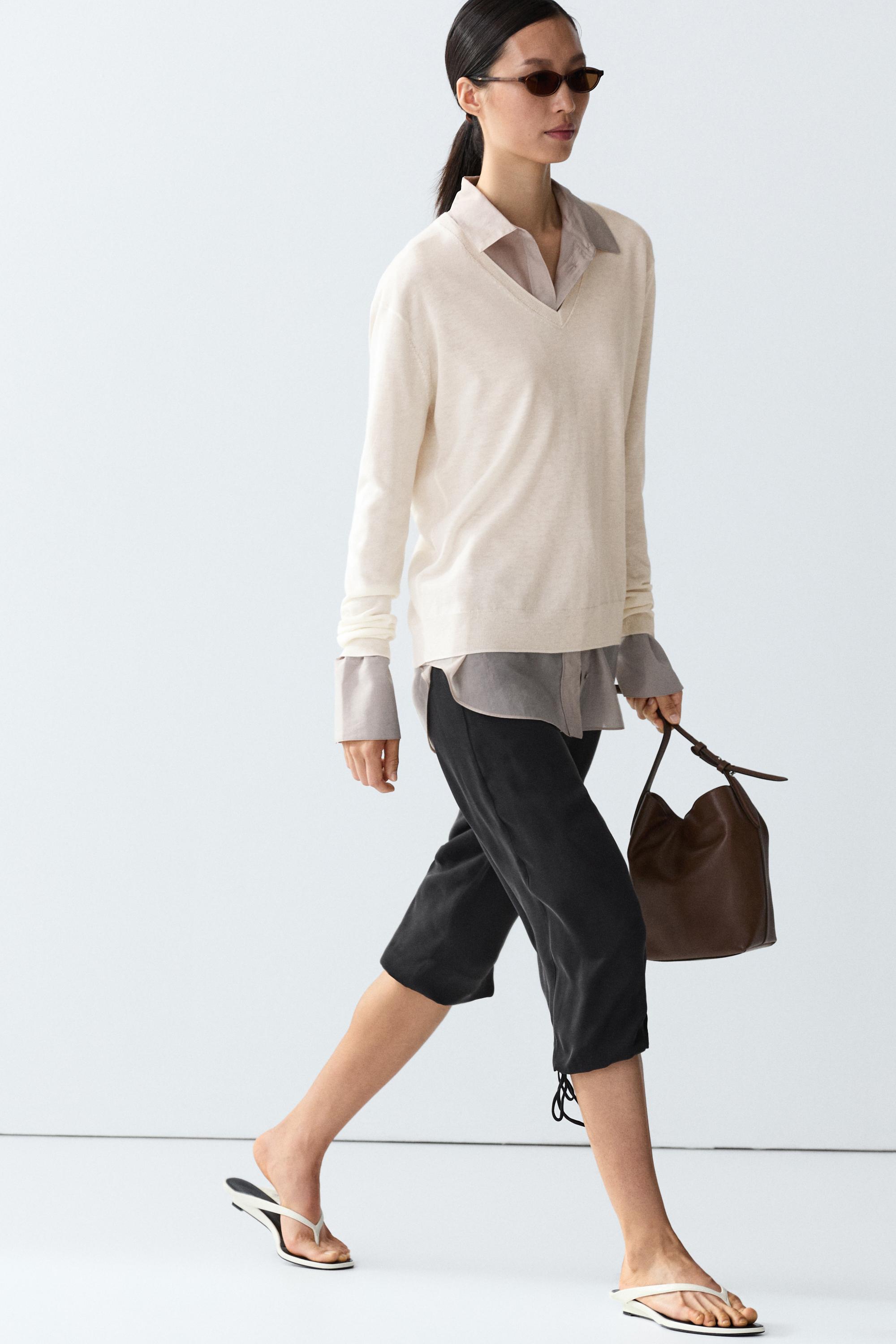 V-neck knit sweater — CREAM