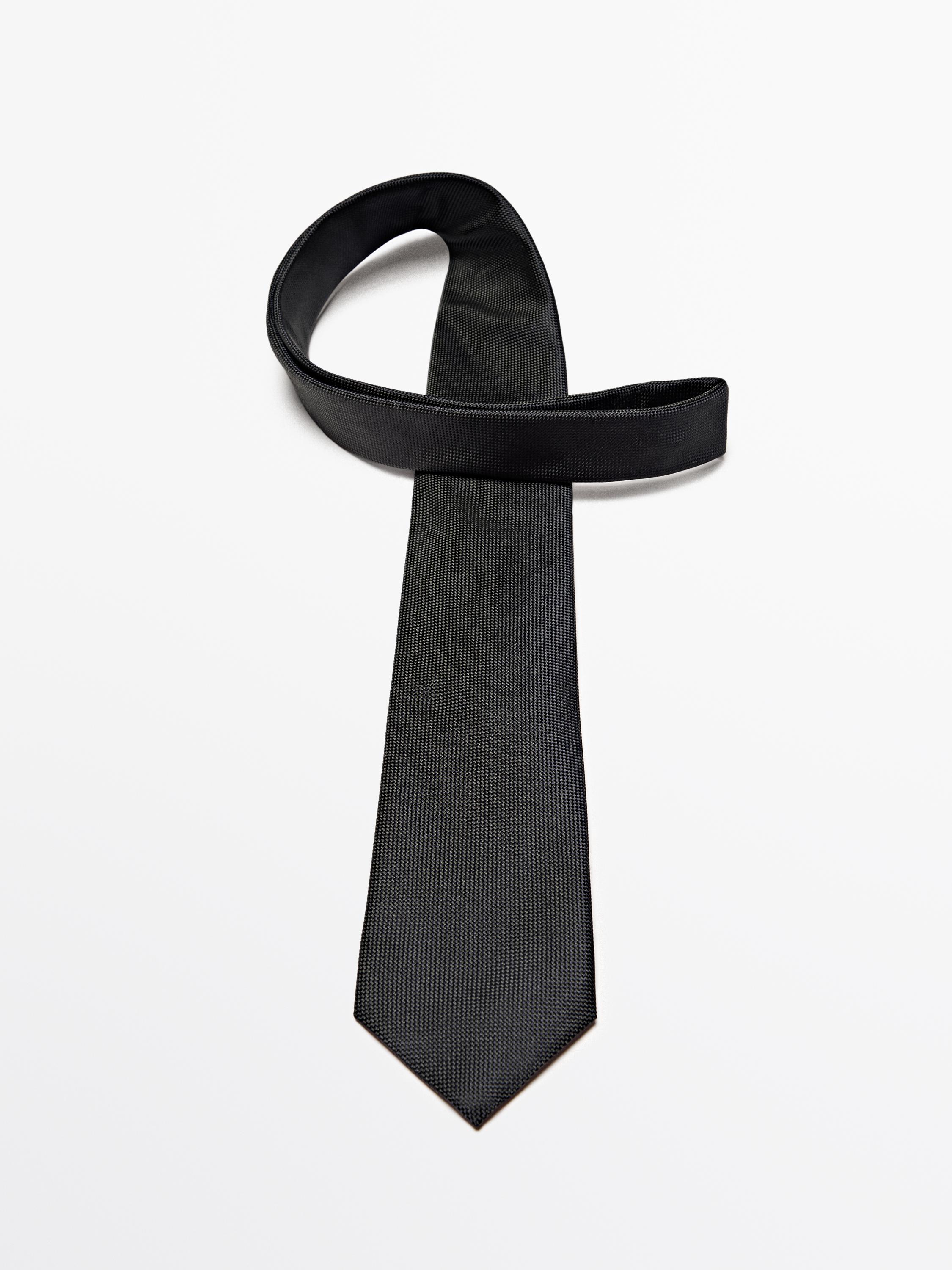 100% mulberry silk tie