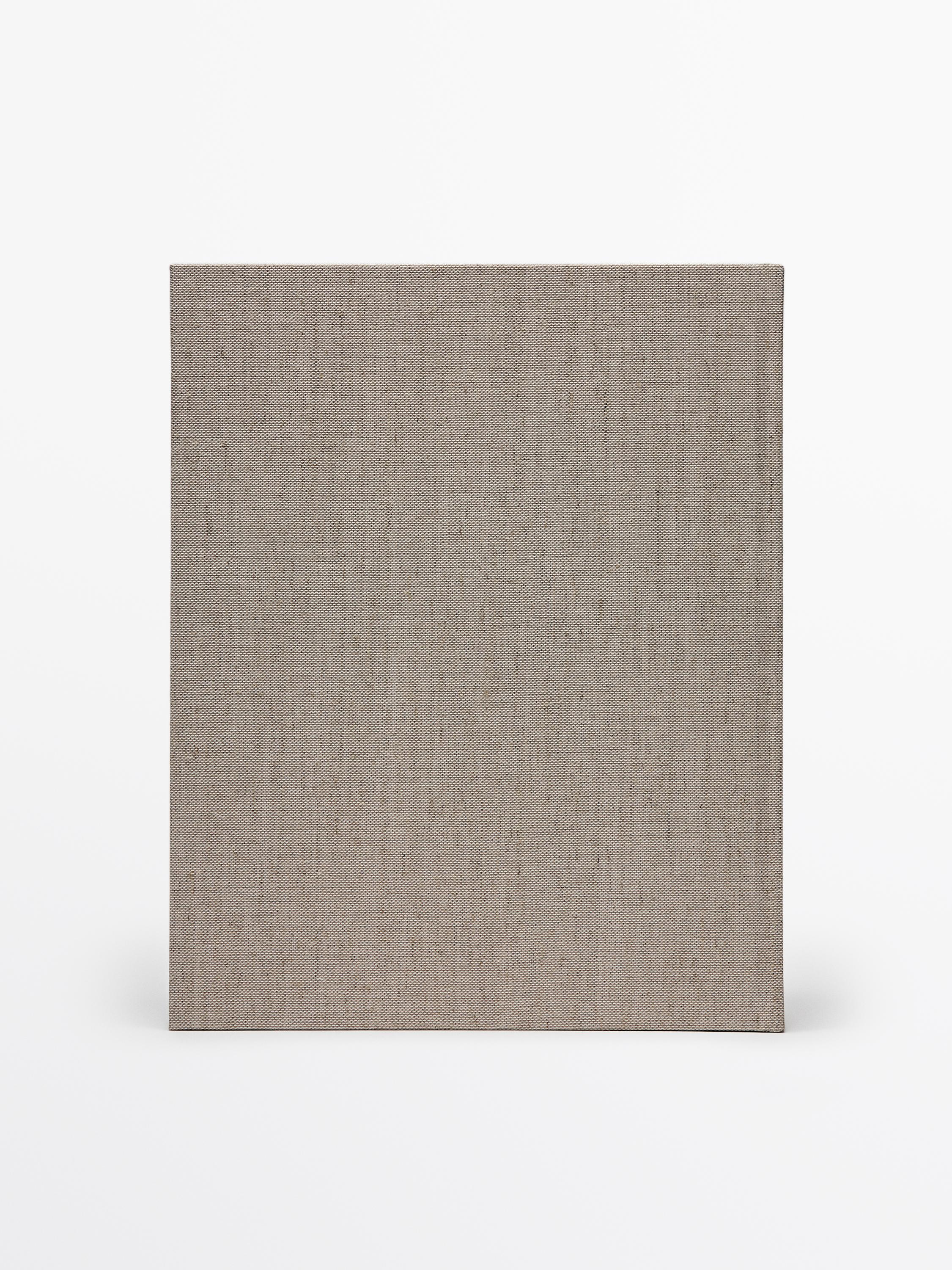 Livro Les Amandiers Home