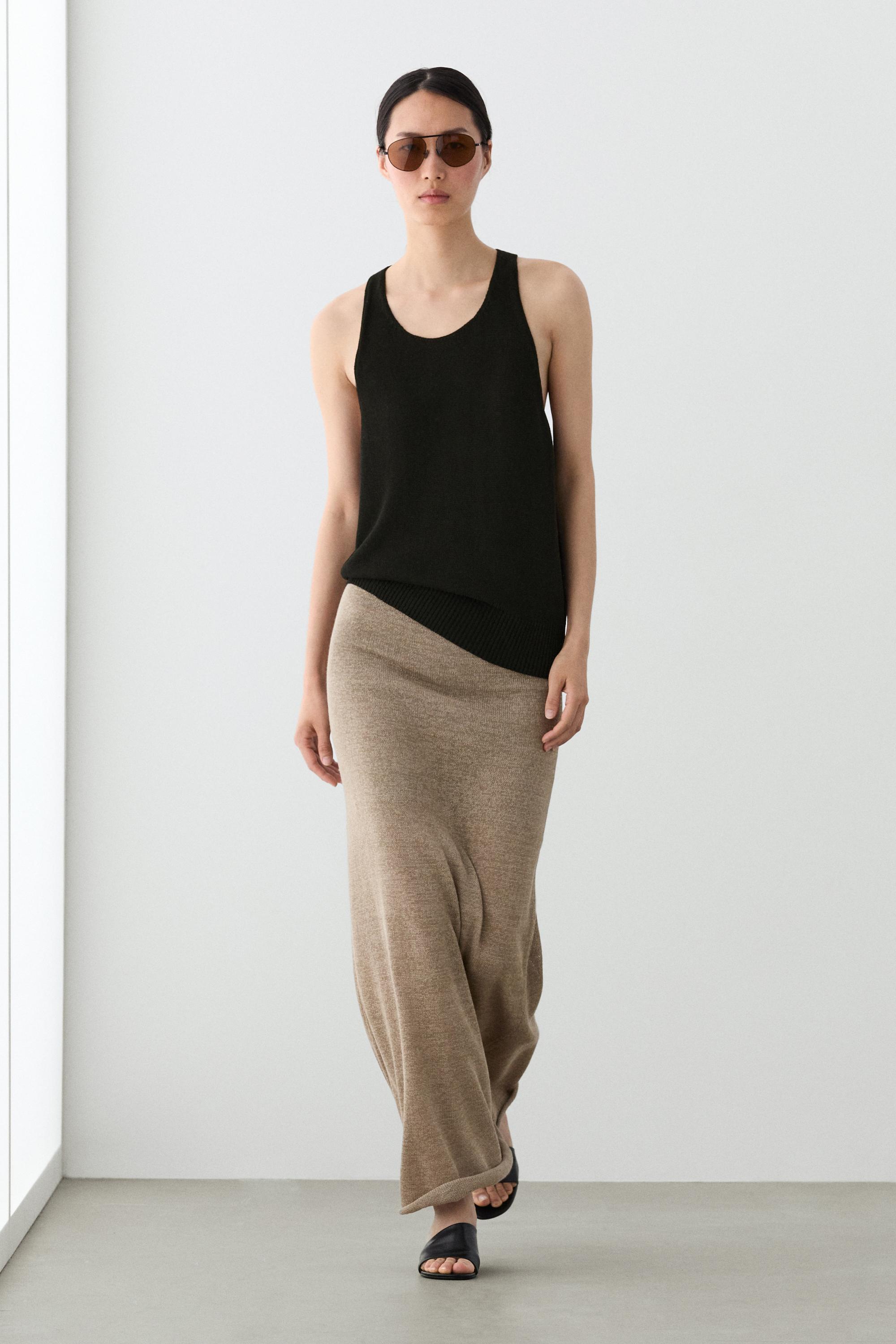 Total look flared knit skirt — SAND