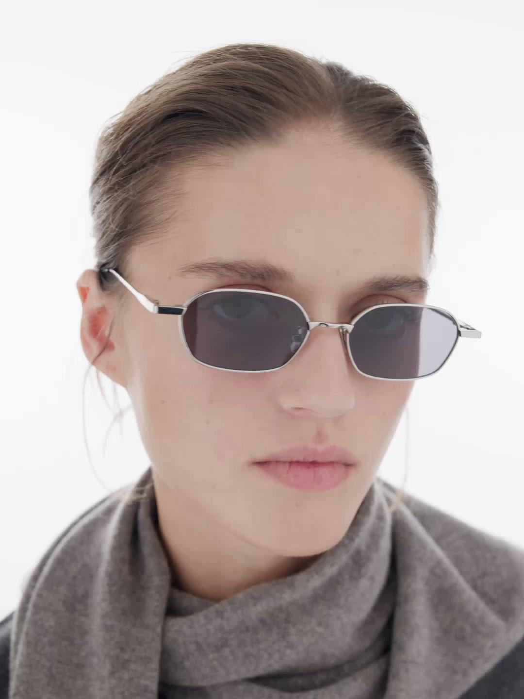 Hexagonal metal sunglasses