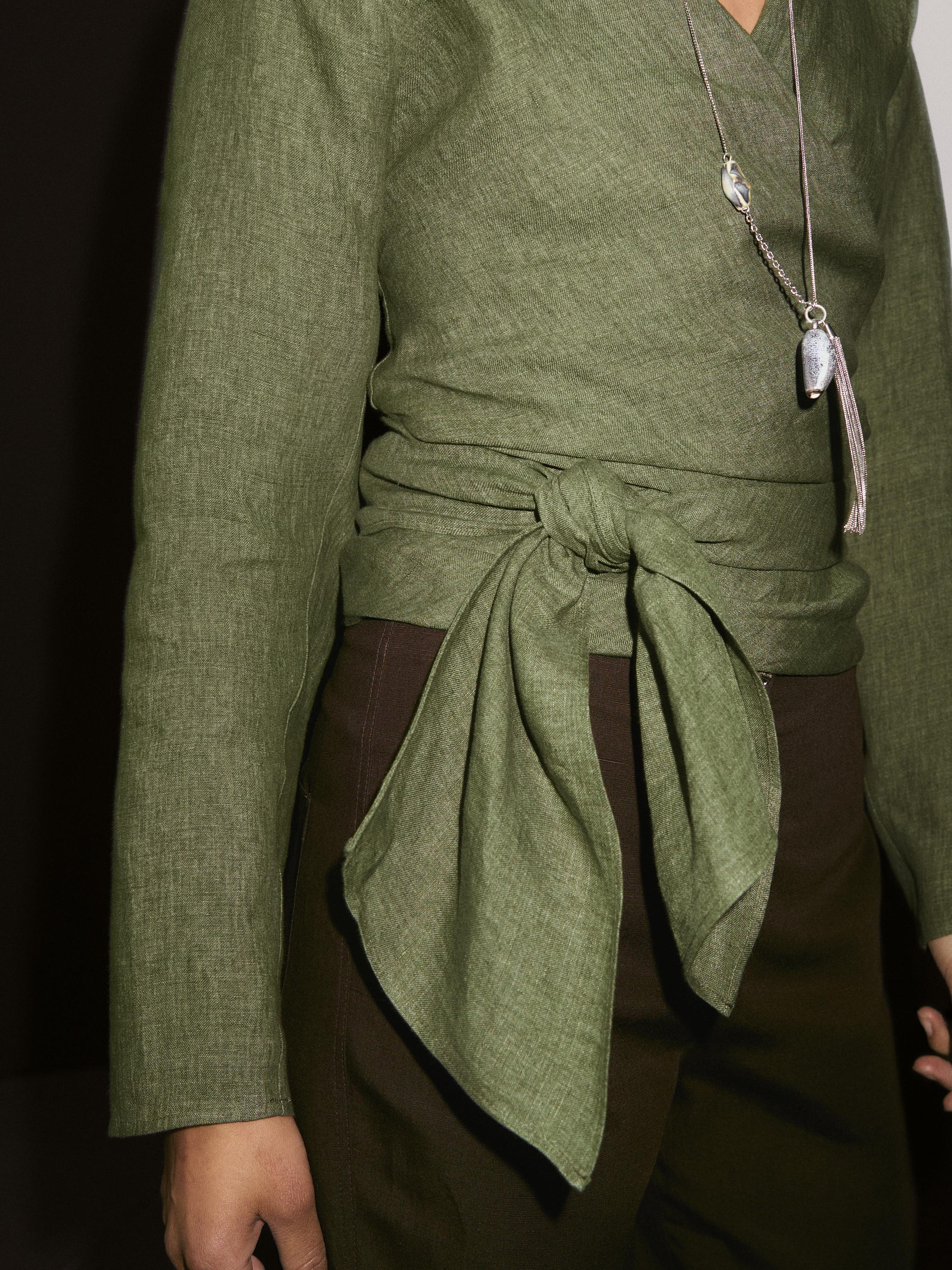 Blouse fluide lin avec nœud à la taille