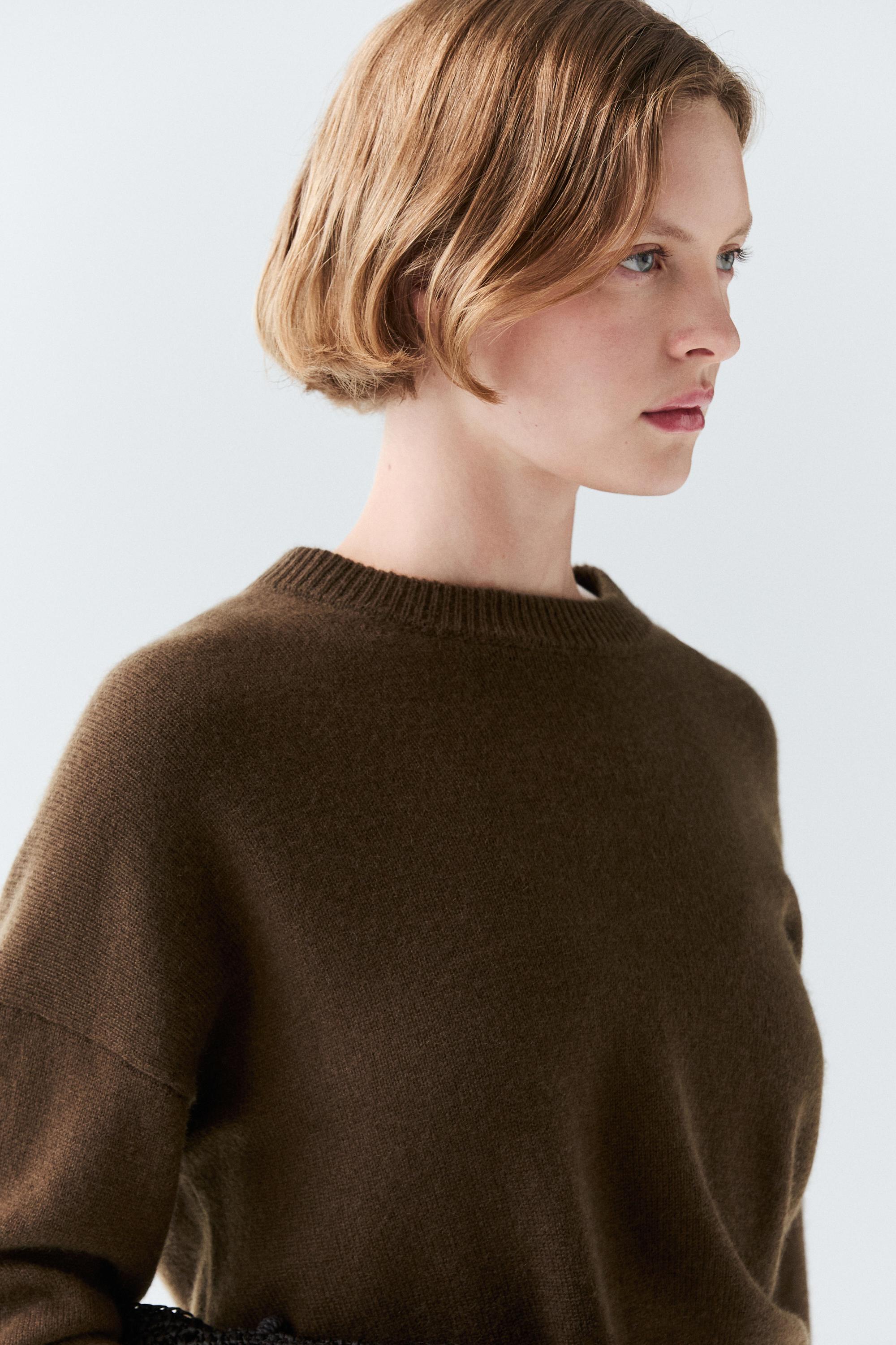 100% cashmere oversize knit sweater — TOFFEE