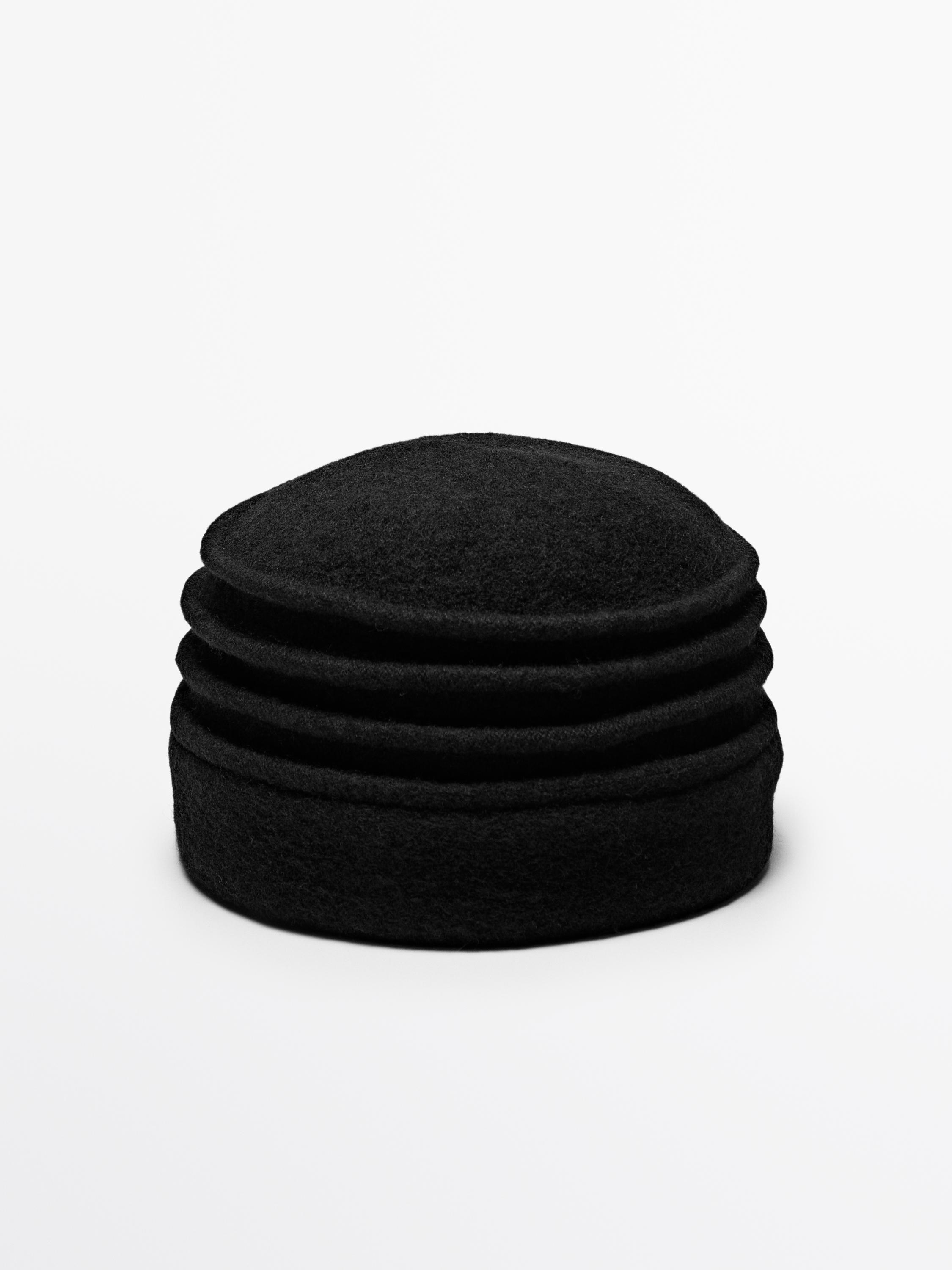 Czapka ze 100% wełny − LIMITED