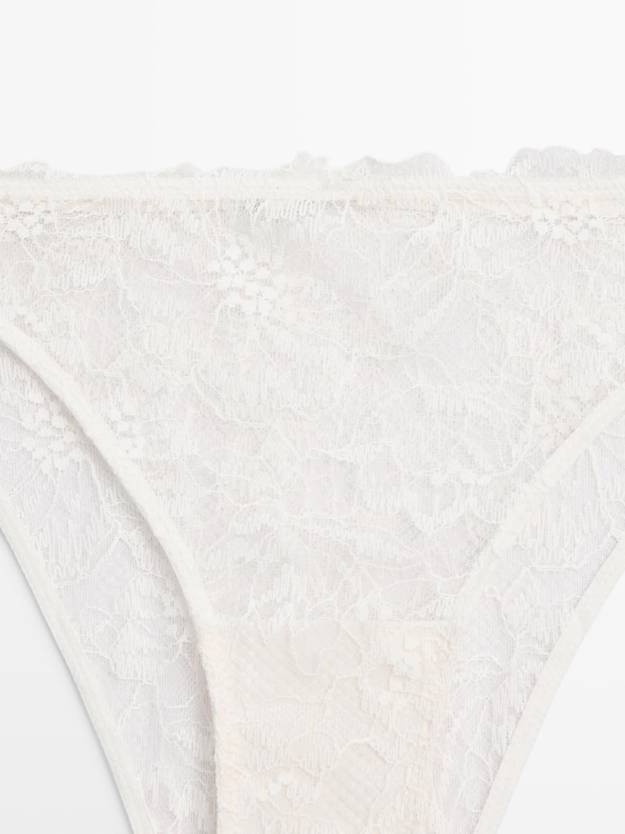 Scalloped lace briefs — CREAM