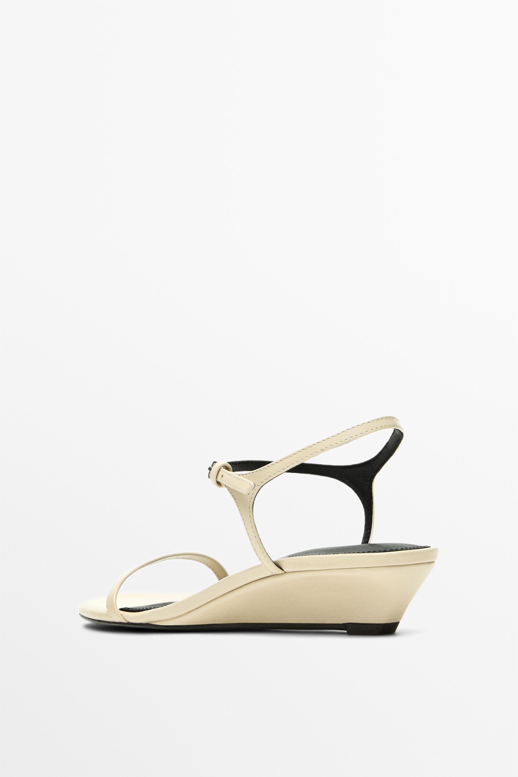 Strappy leather mid-wedge sandals — Vanilla