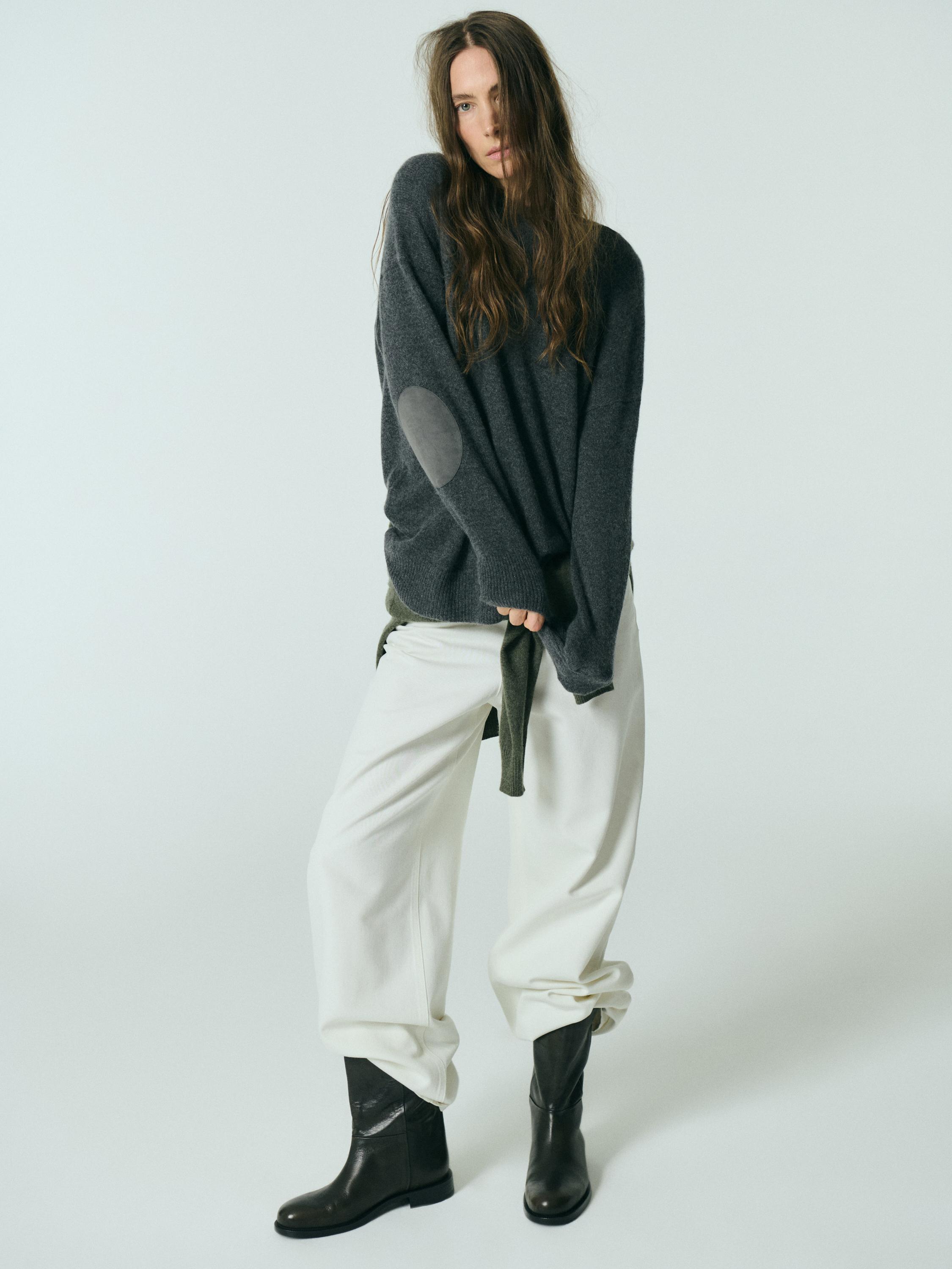 100% cashmere oversize sweater with elbow patches