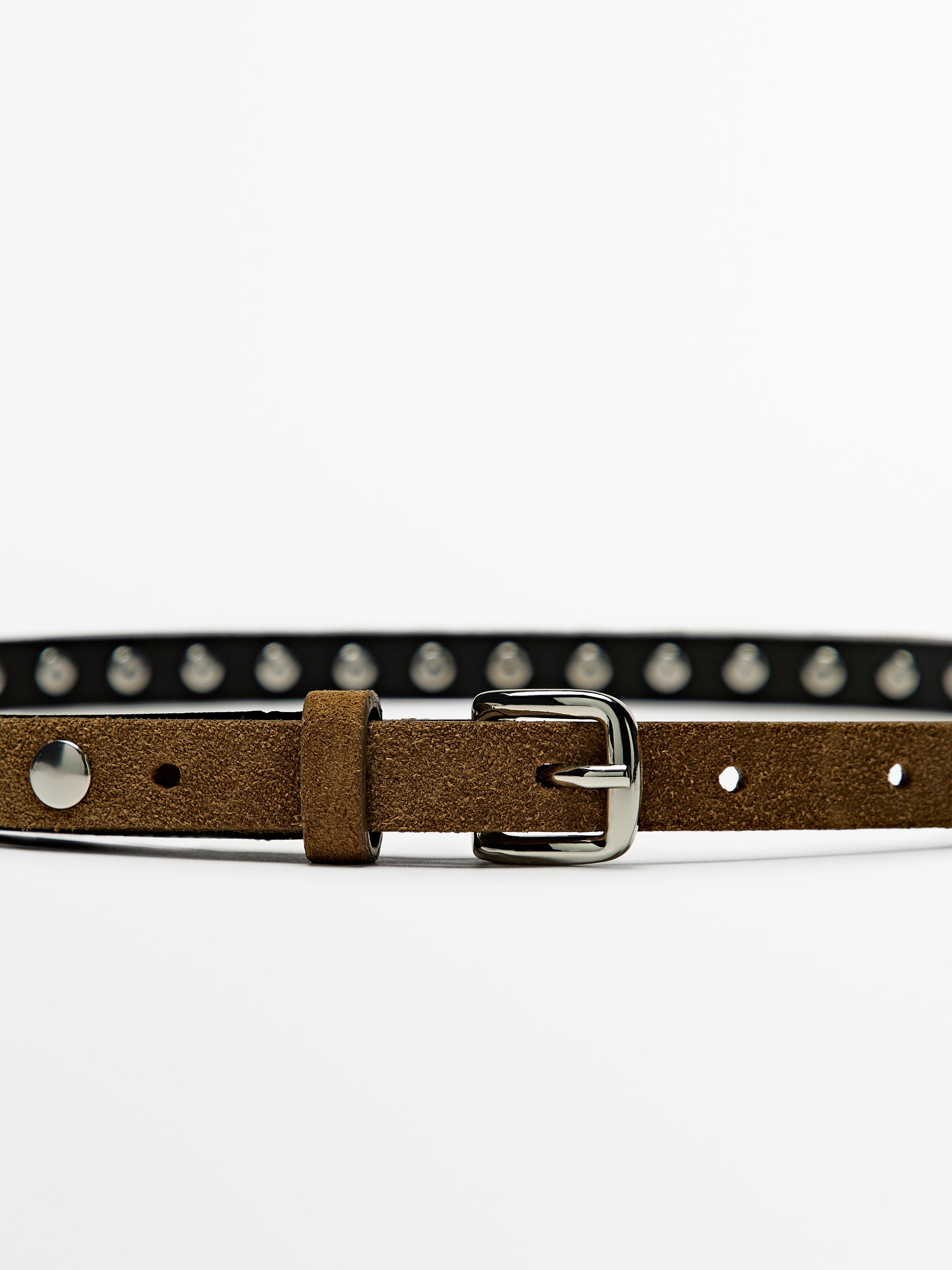 Cinturón fino detalle tachas piel