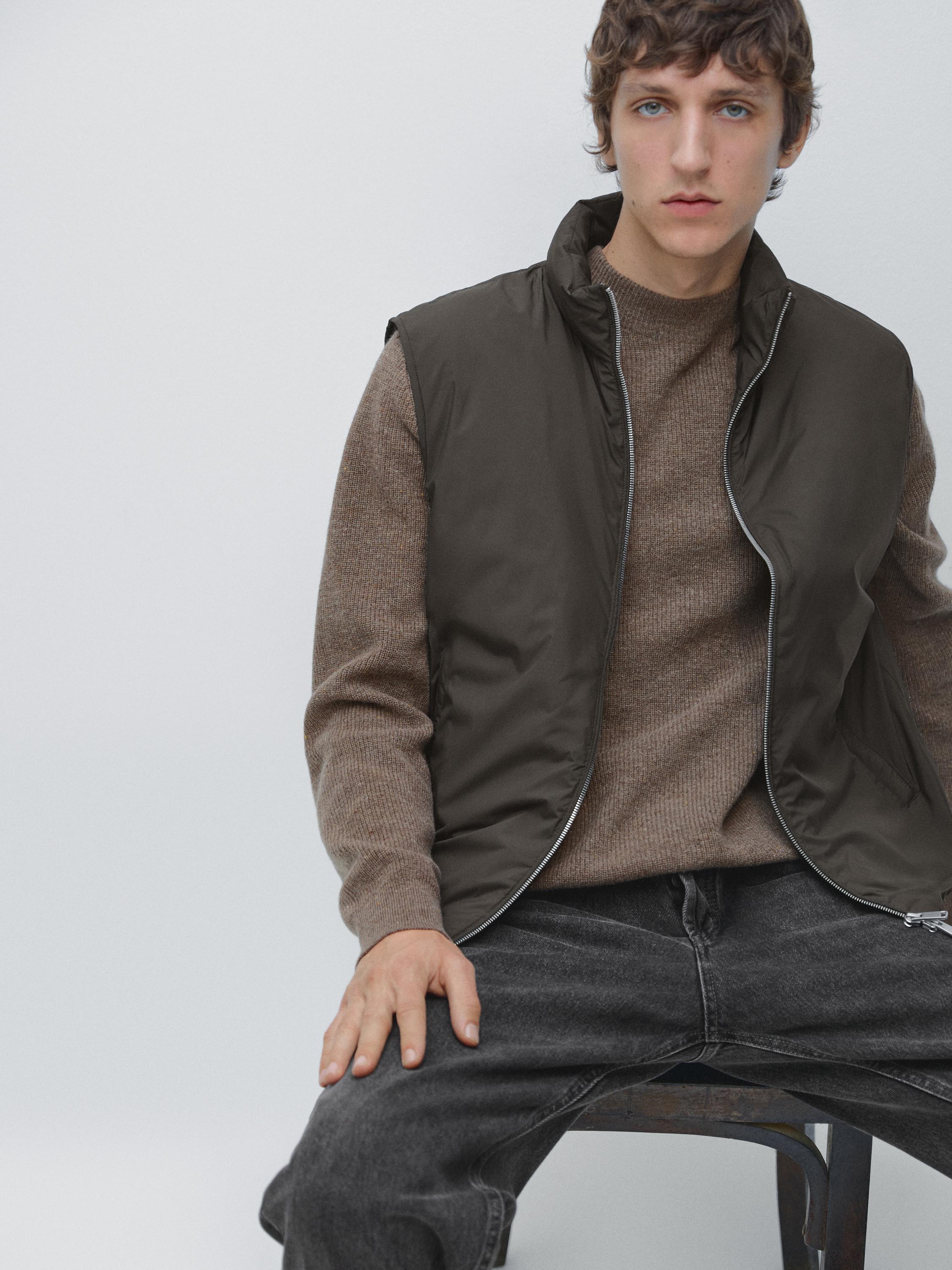 Water-repellent extra lightweight puffer gilet — Chocolate