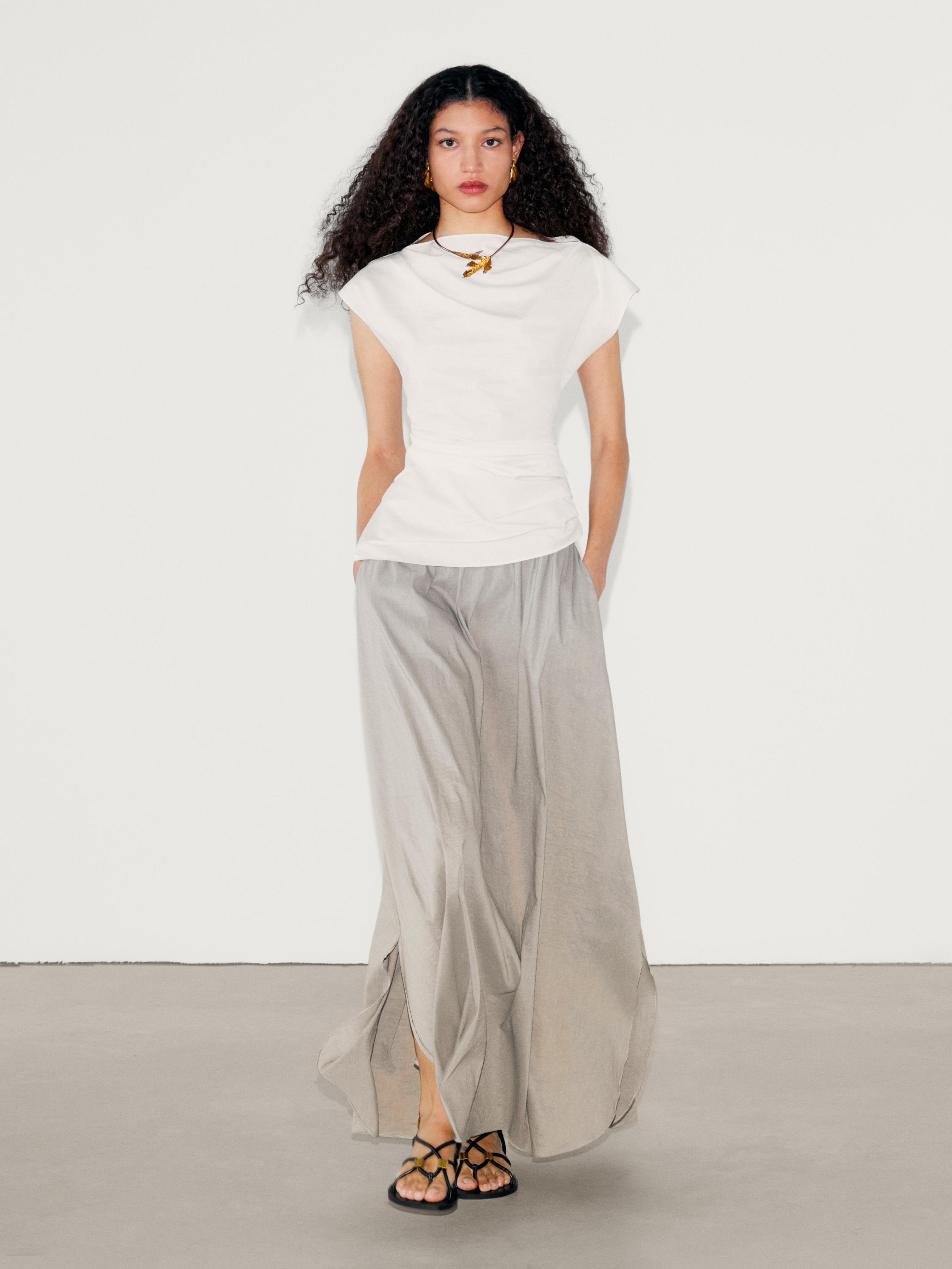 Long maxi skirt with side slits · Pearl Grey · Smart / Skirts | Massimo ...