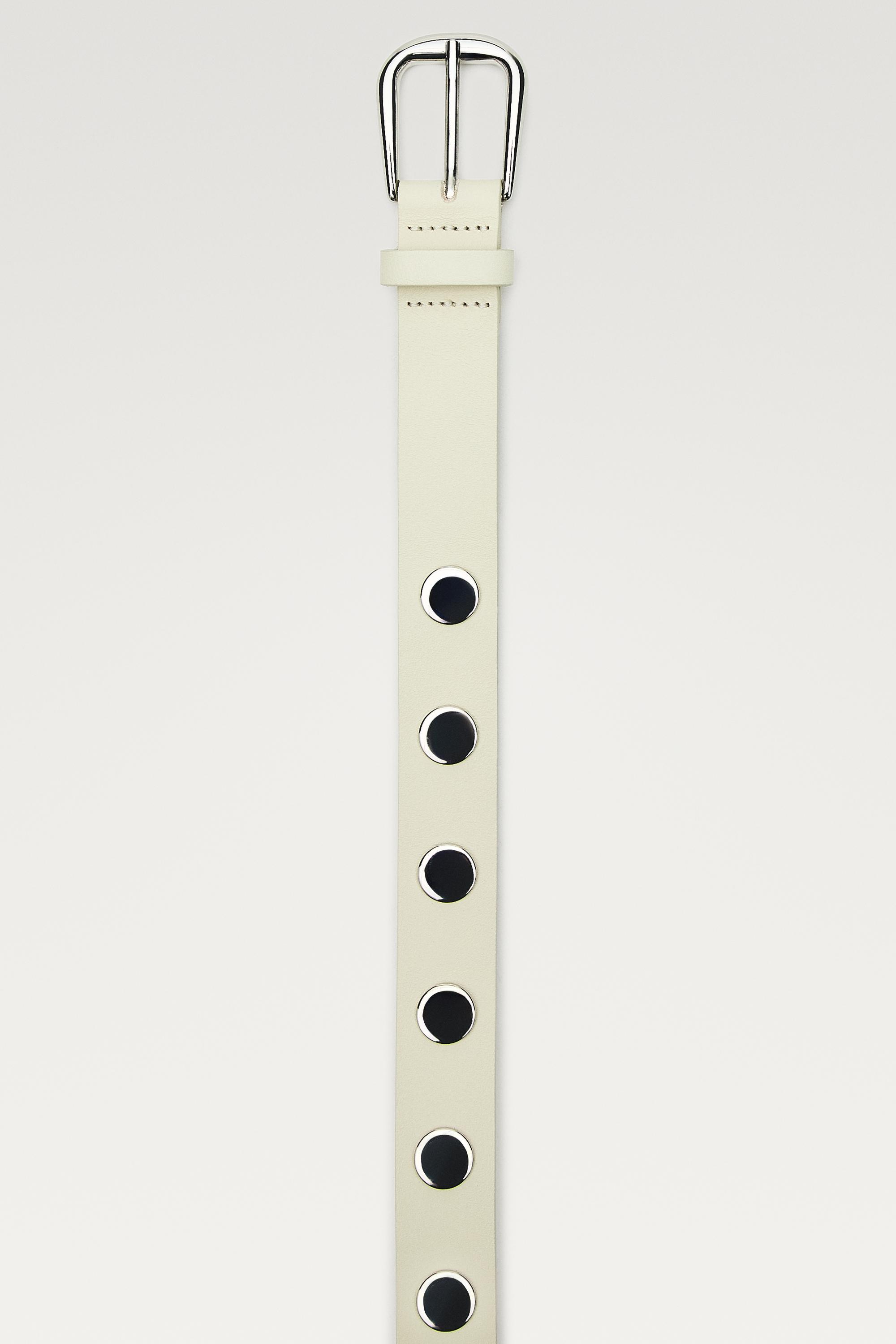 Ceinture en cuir nappa à boucle cloutée