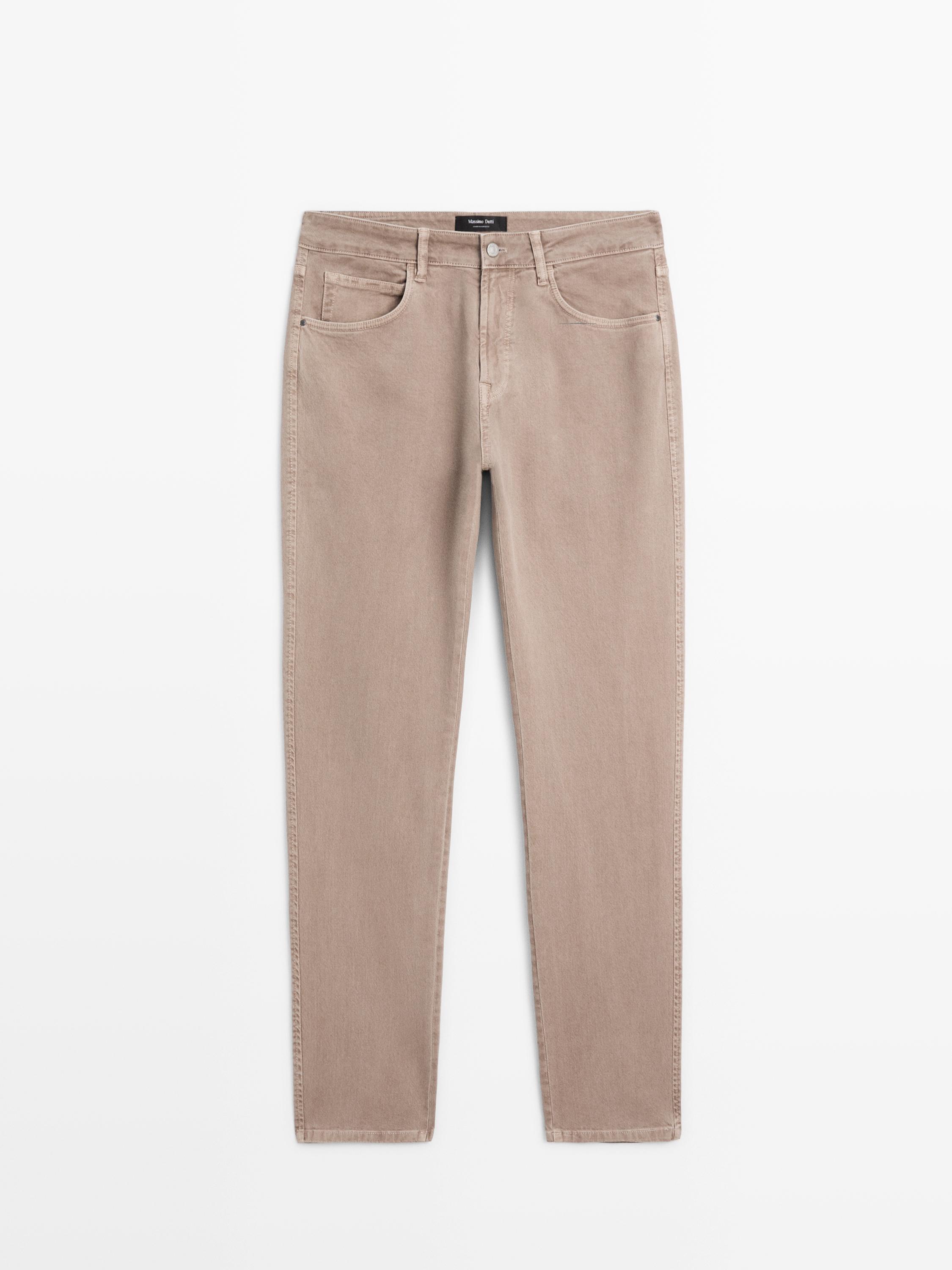 Tapered fit jeans