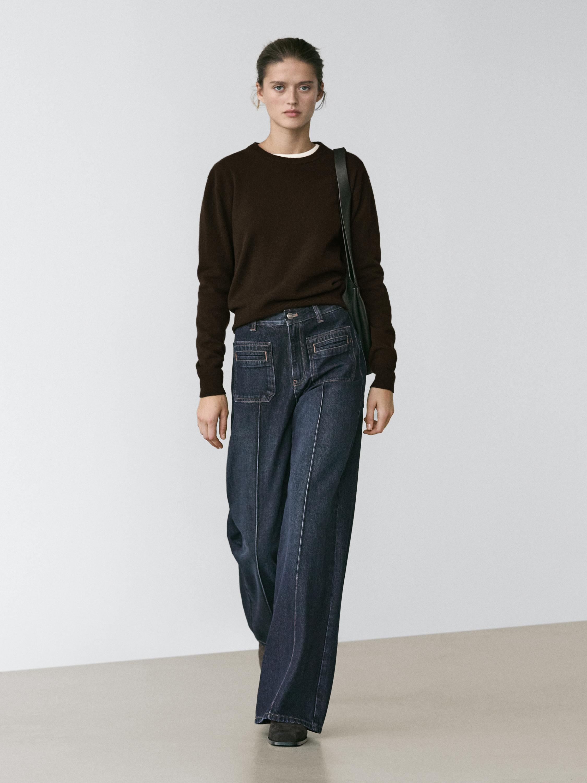 Трикотажен пуловер с примес на вълна и бие по врата