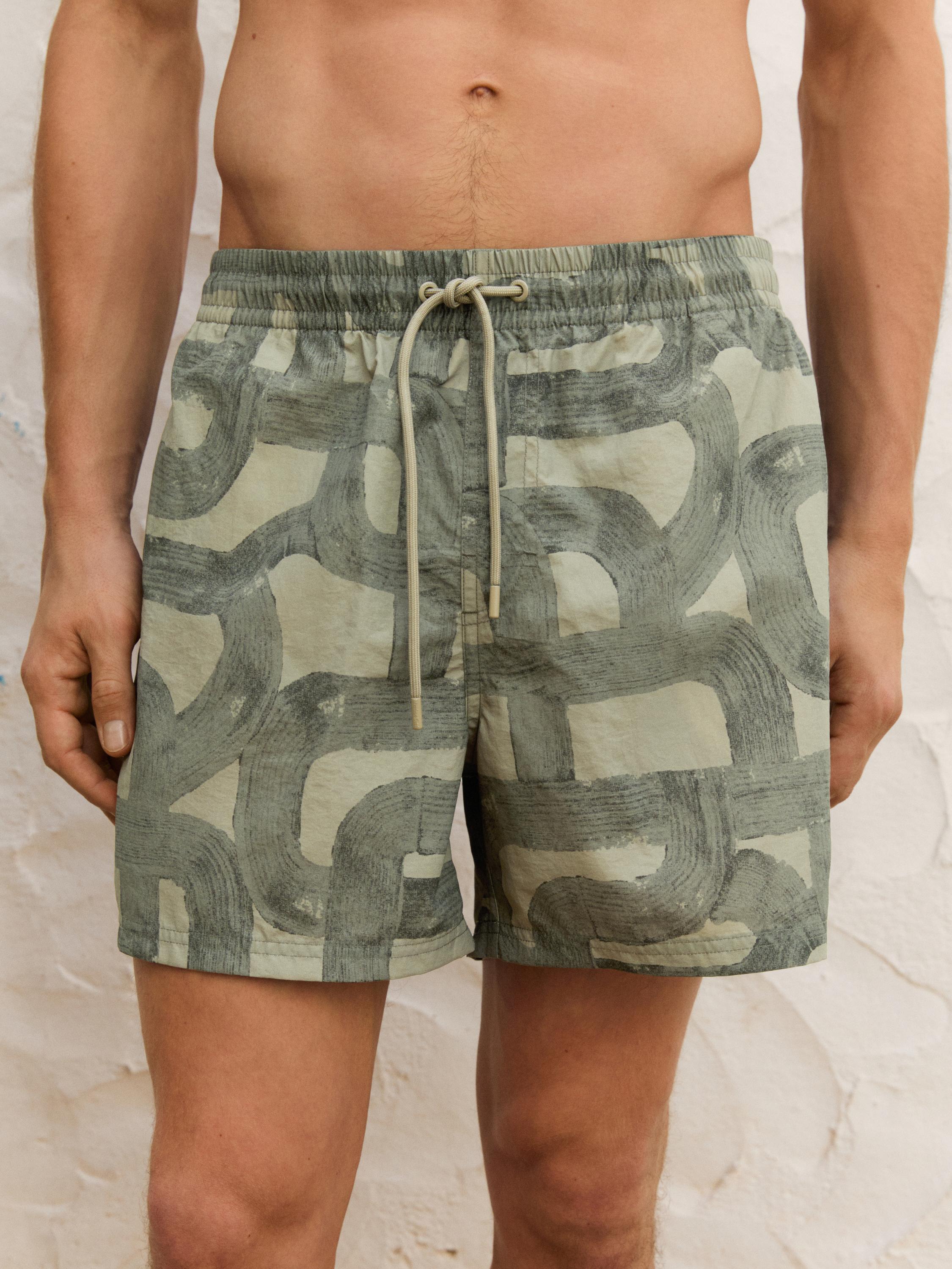 Printed swimming trunks