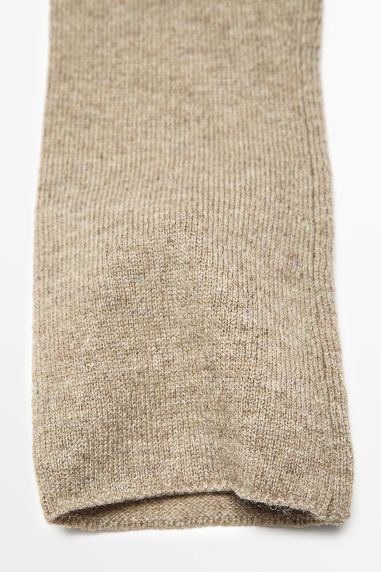 Wool and cashmere knit mittens — Washed