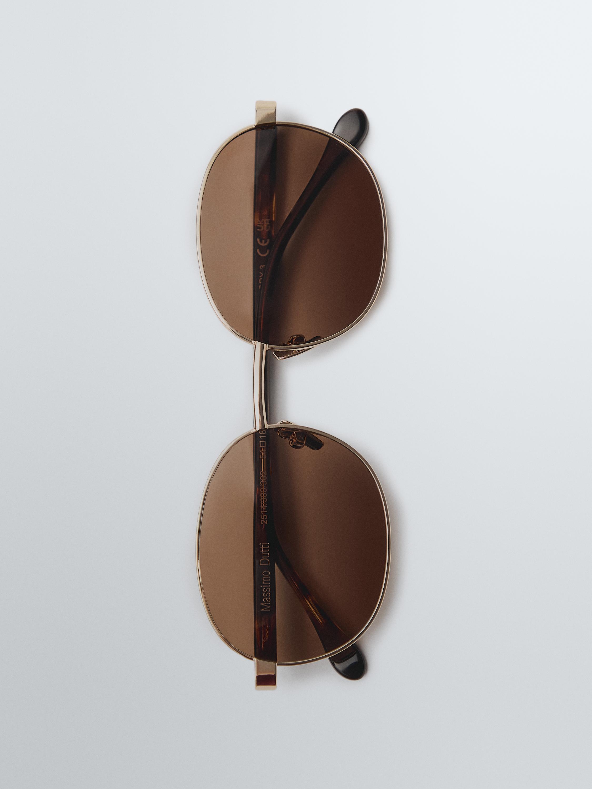 Metalik kaplumbağa desenli yuvarlak güneş gözlüğü