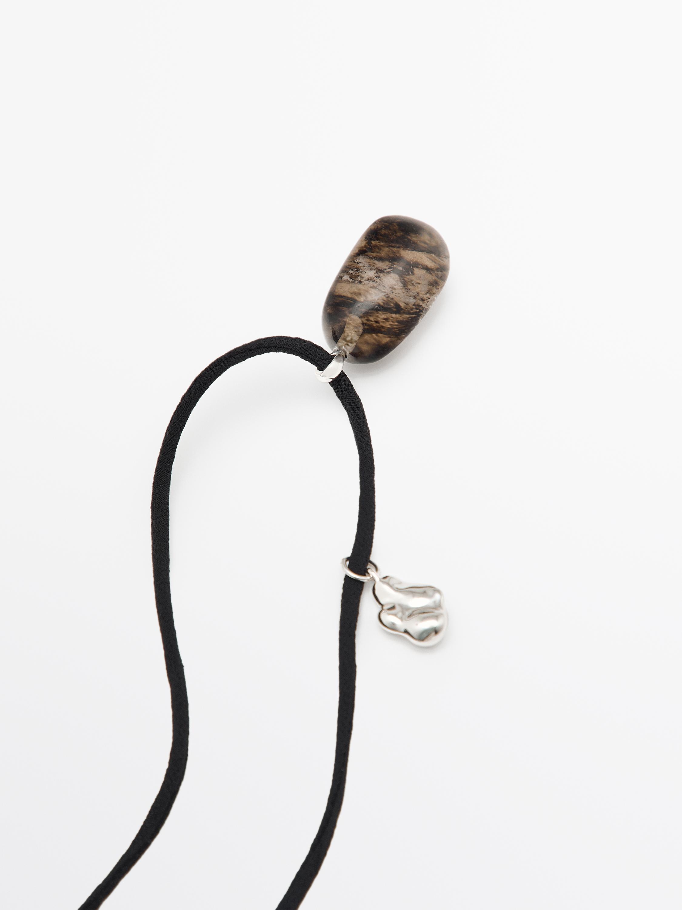Stone cord necklace