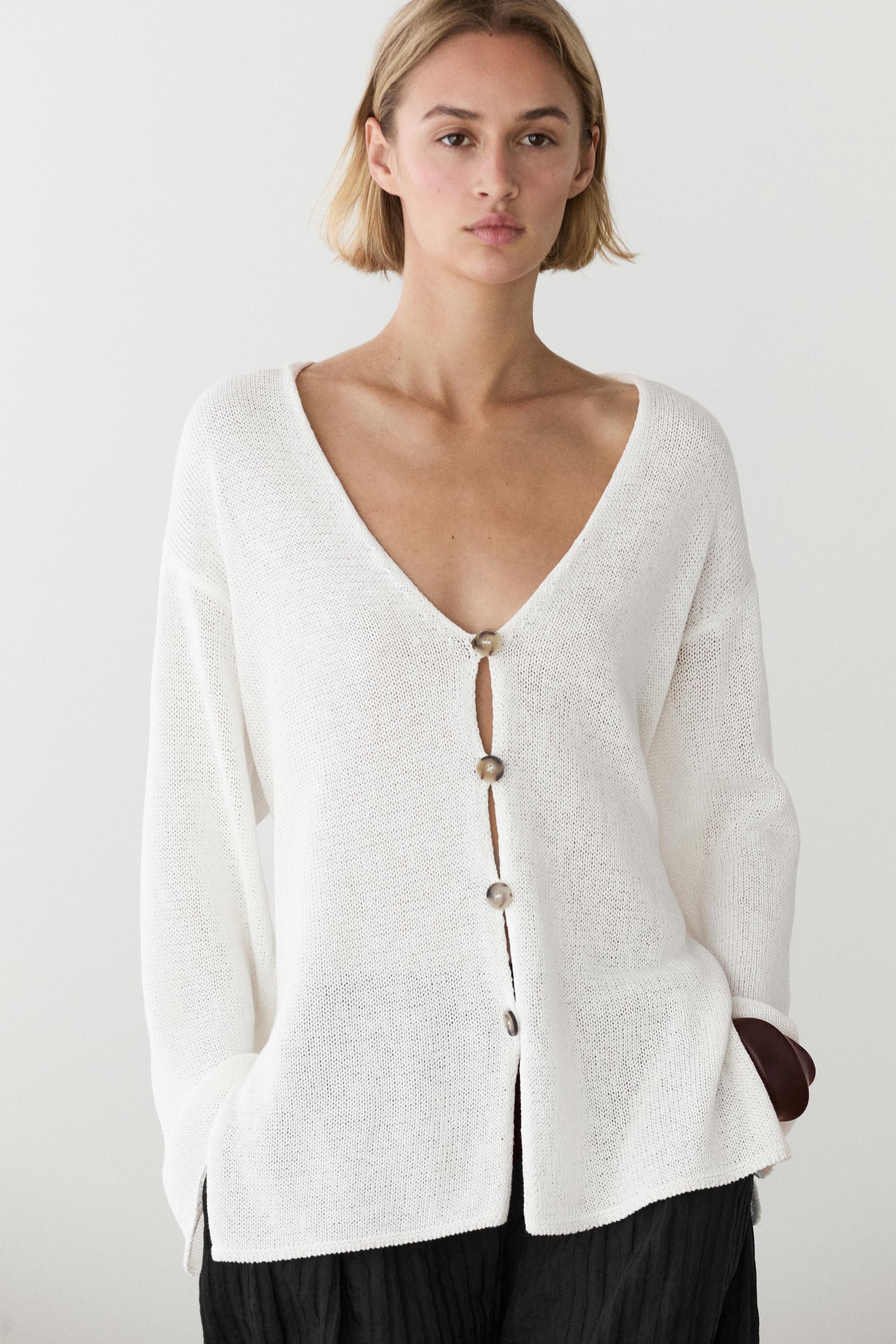 كارديغان طويل محاك بفتحة صدر على شكل V