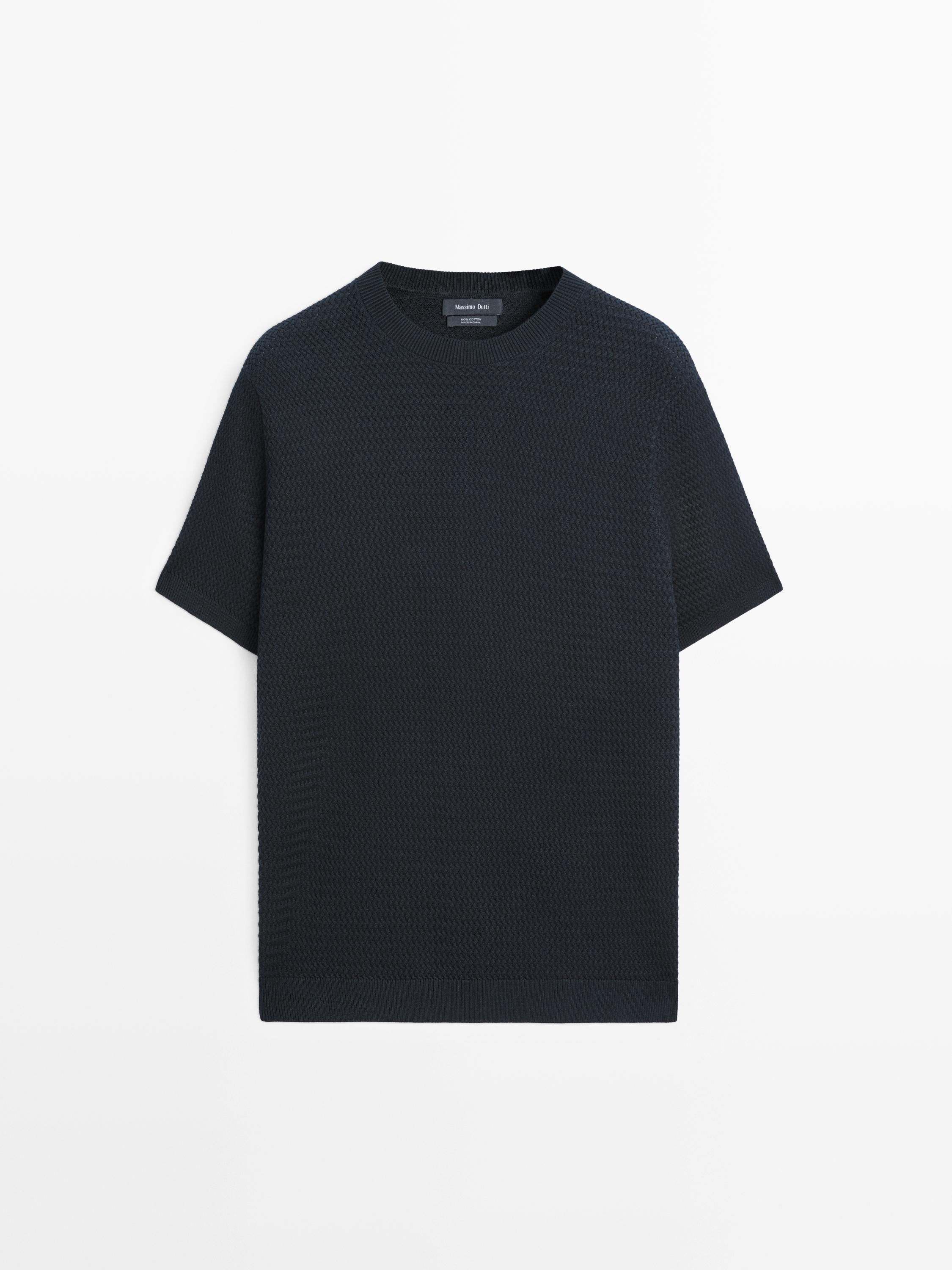 Textured knit short sleeve T-shirt