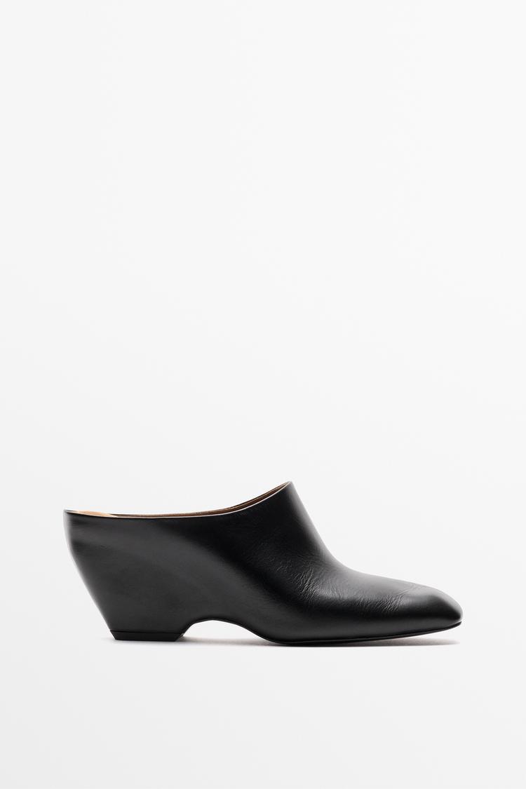 Leather wedge mule — BLACK